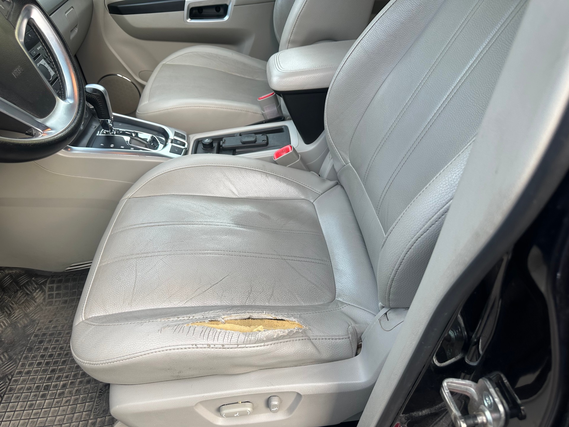 OPEL Antara 2.2 CDTi Cosmo 4WD Automatic-image-2