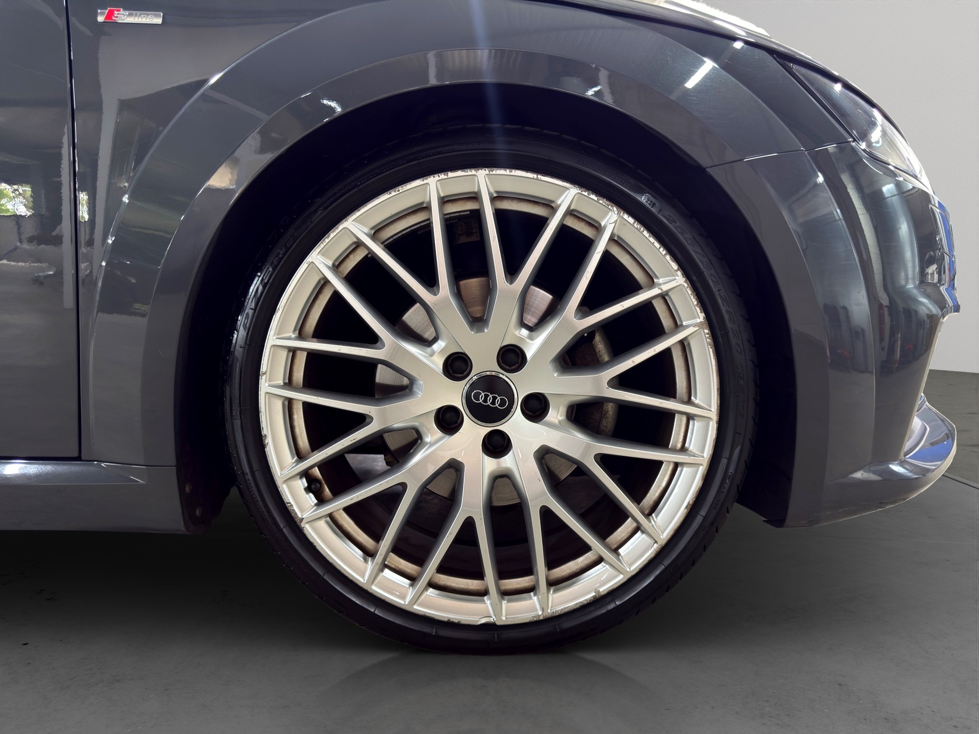 AUDI TT Coupé 2.0 TFSI-image-8