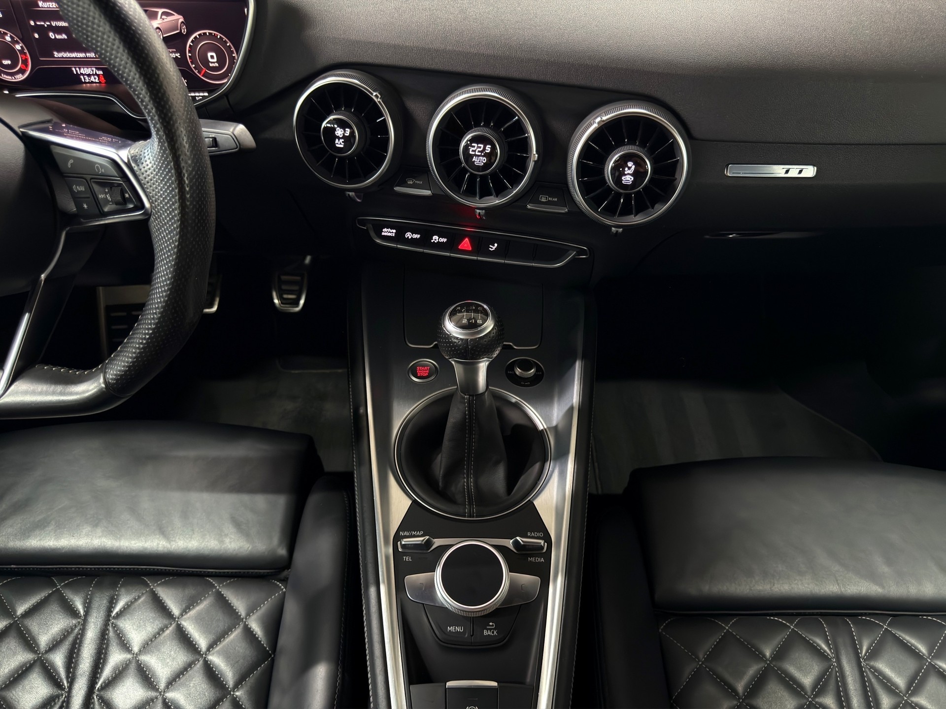 AUDI TT Coupé 2.0 TFSI-image-19