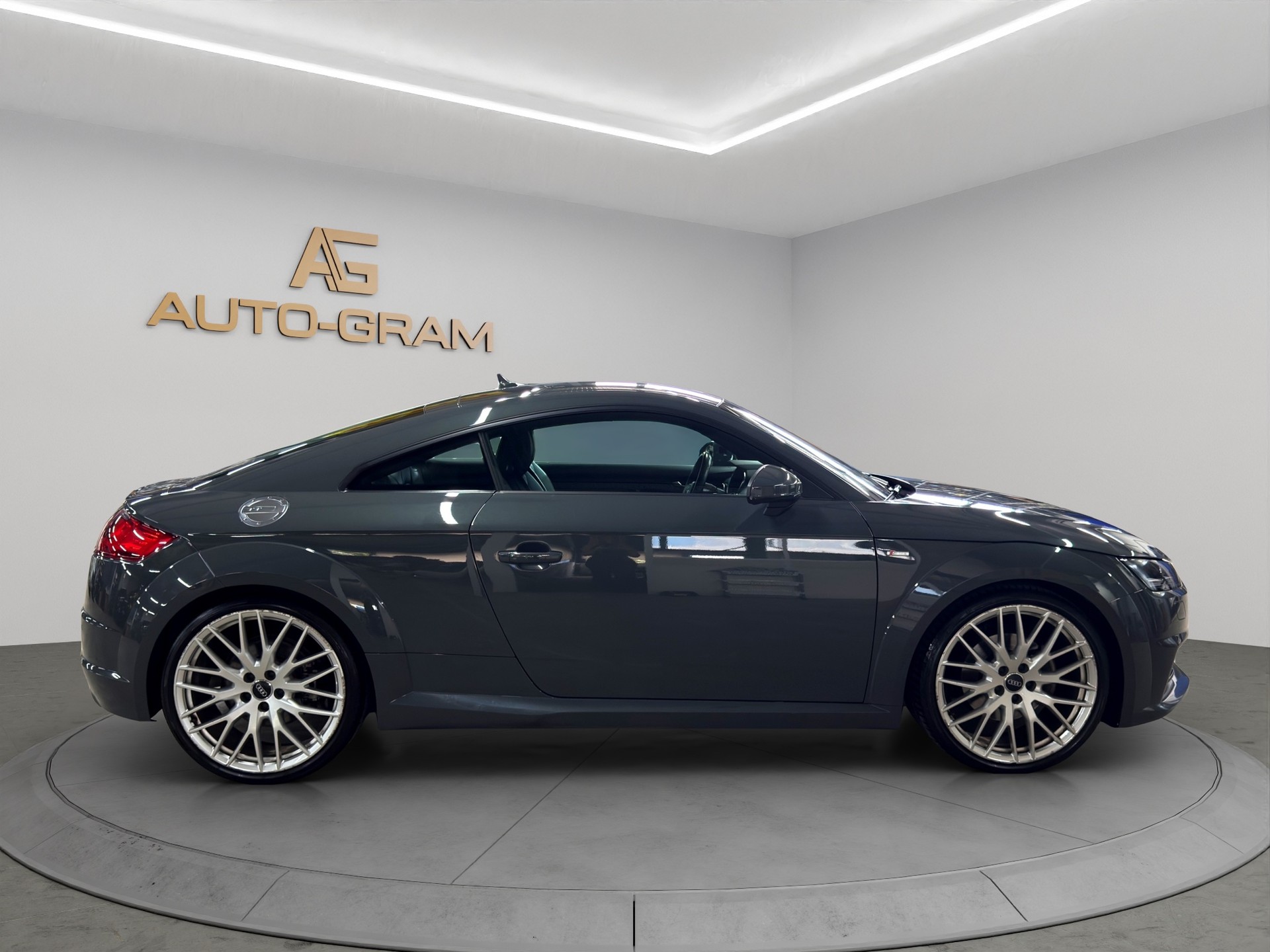 AUDI TT Coupé 2.0 TFSI-image-5