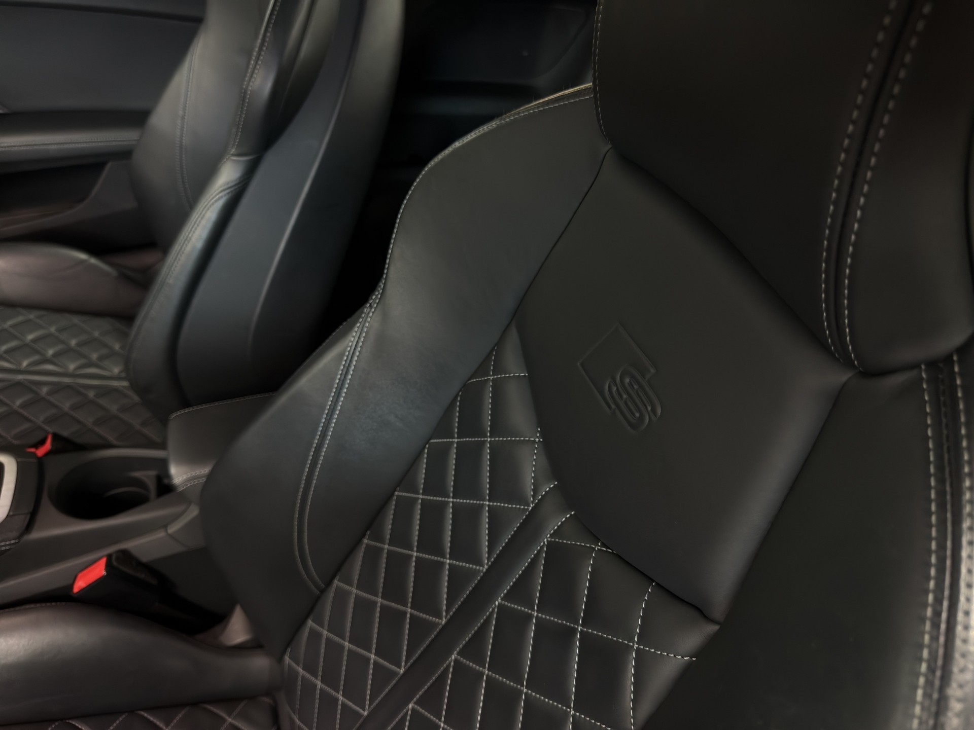 AUDI TT Coupé 2.0 TFSI-image-23