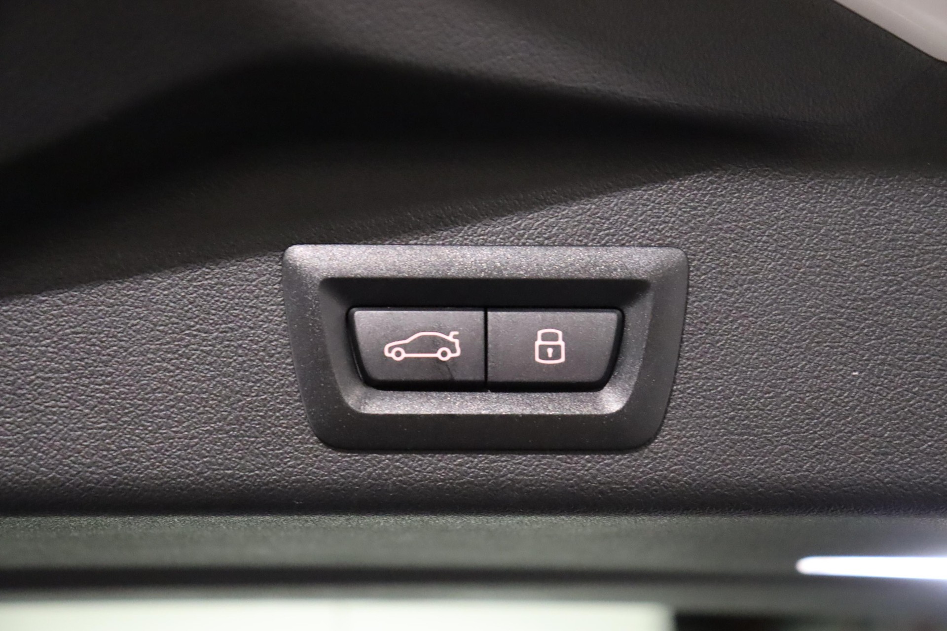 BMW X5 50e xDrive SAG-image-6
