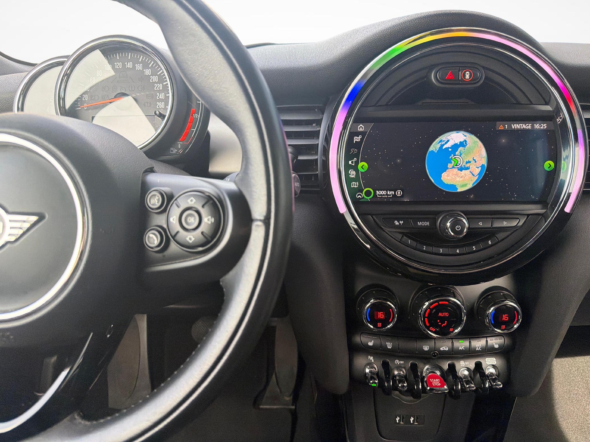 MINI Cooper S Cabrio-image-13