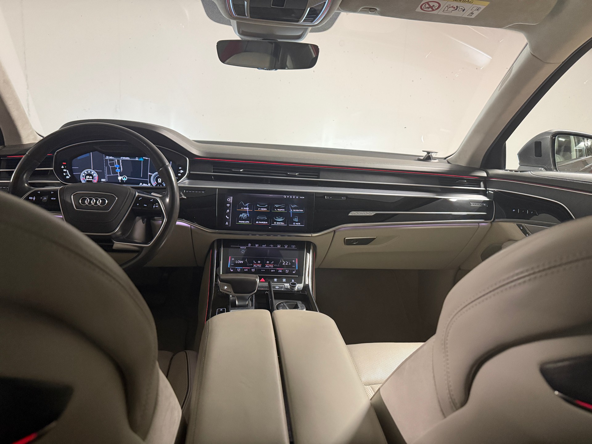 AUDI A8 55 L TFSI quattro tiptronic-image-15