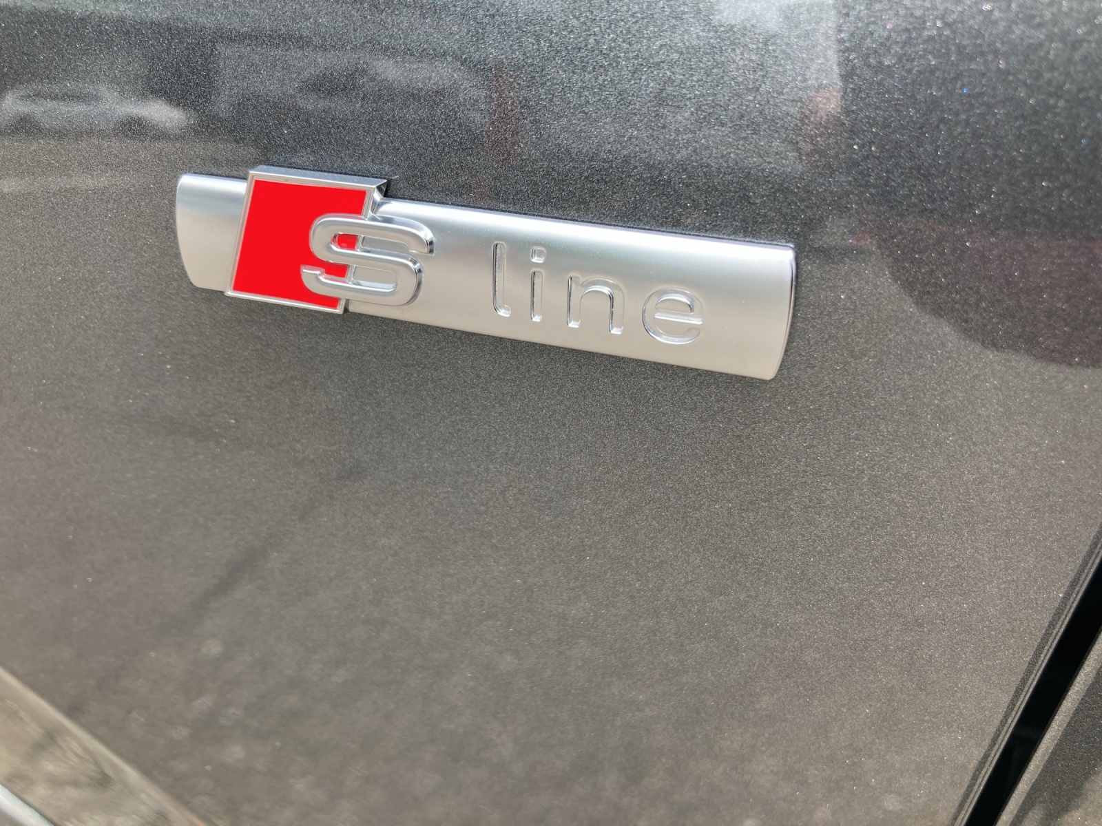 AUDI Q2 35 TFSI S line S-tronic-image-14