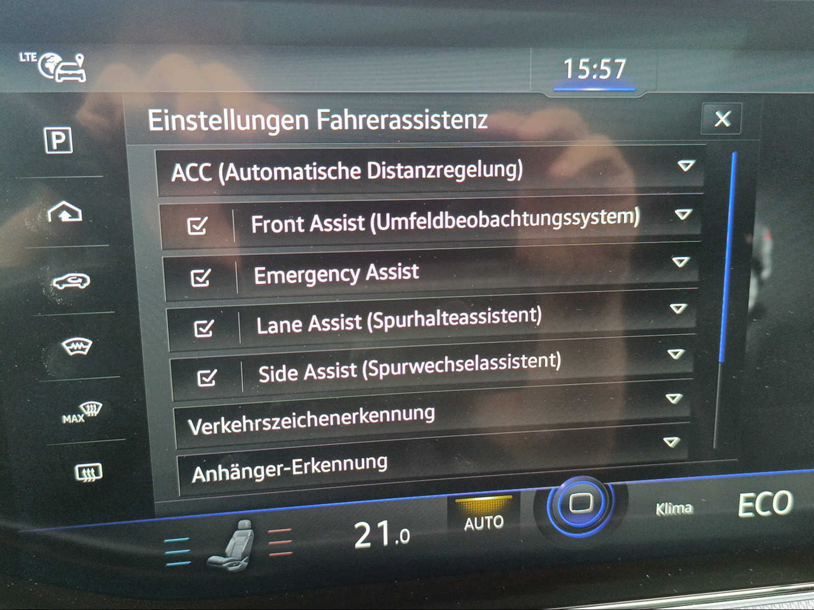 VW Touareg 3.0 TSI eHybrid R Tiptronic-image-14