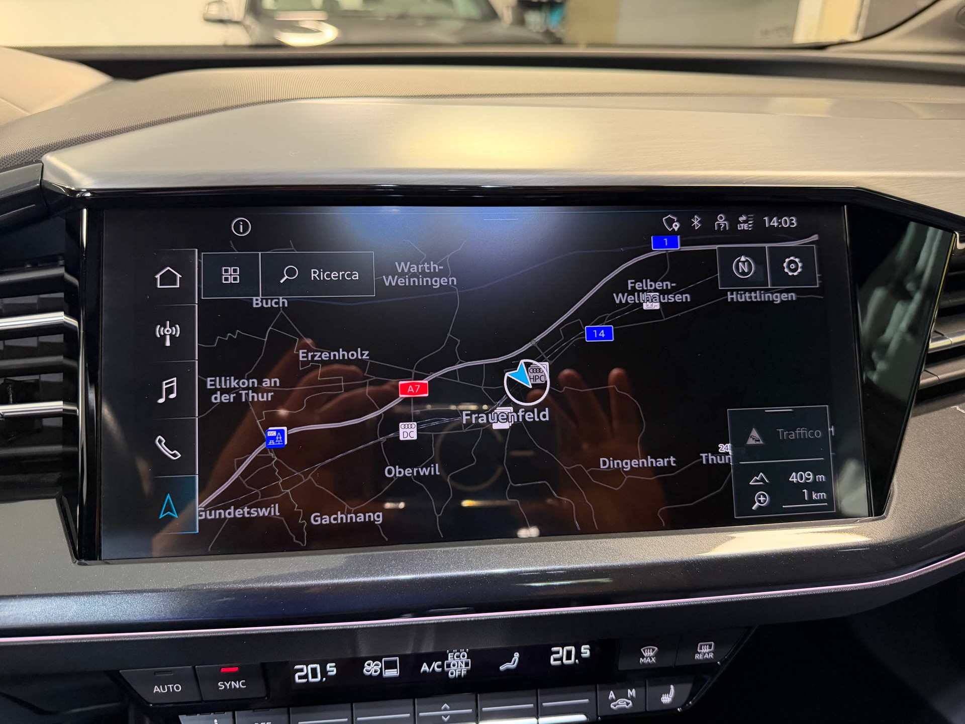 AUDI Q4 e-tron 50 quattro-image-14