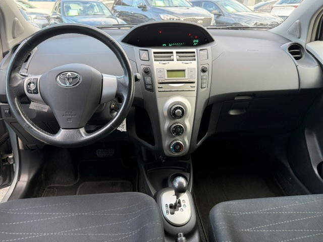 TOYOTA Yaris 1.3-image-6