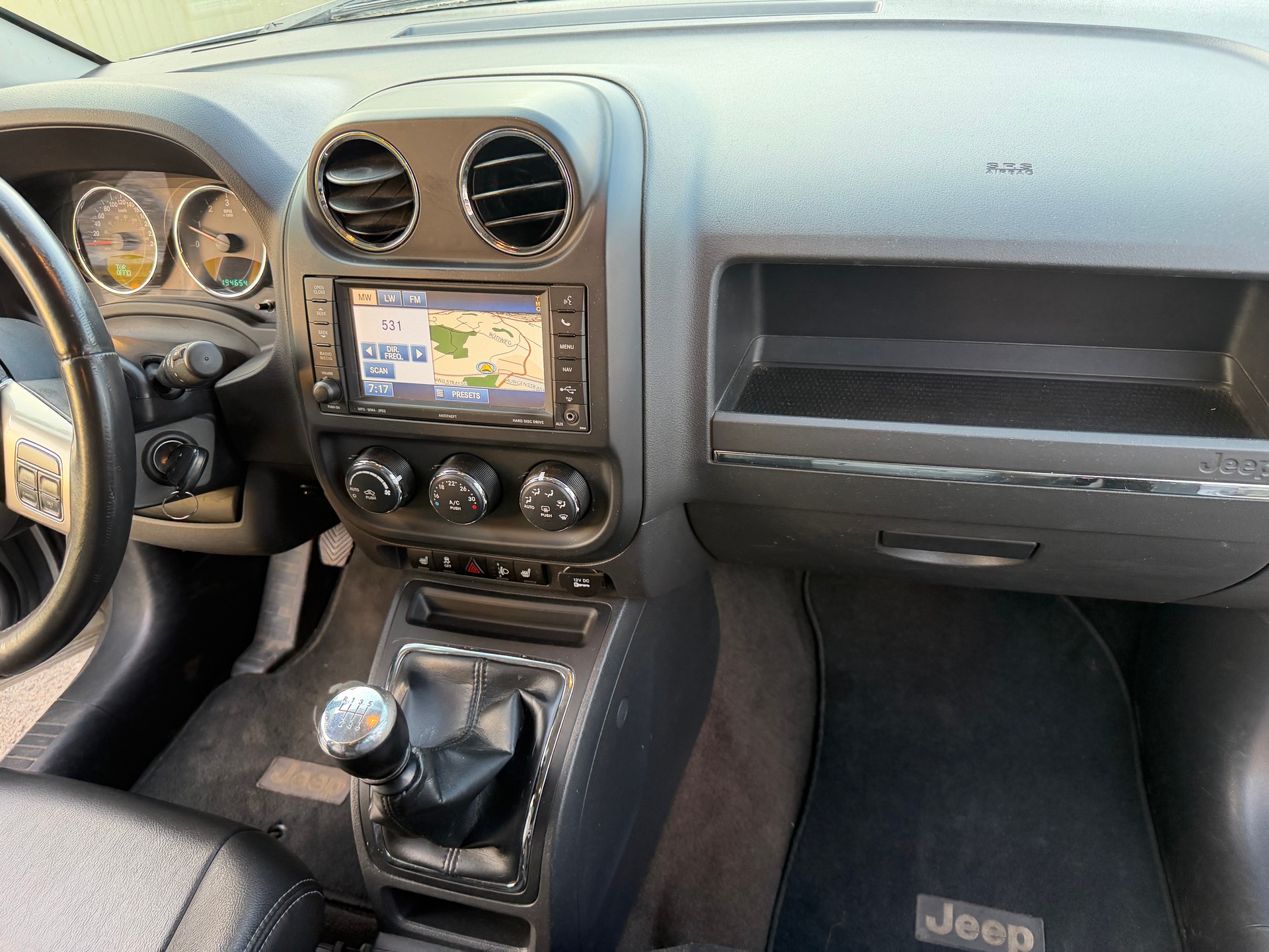 JEEP Compass 2.2 CRD Limited-image-6