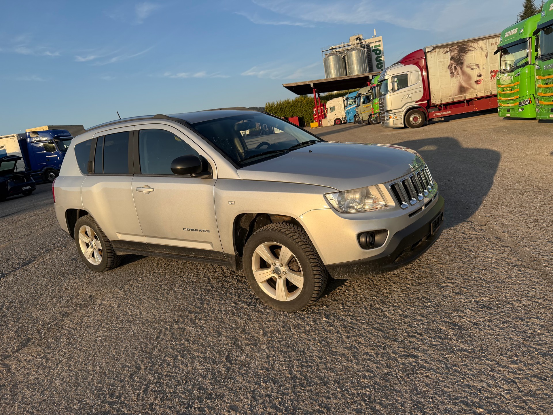 JEEP Compass 2.2 CRD Limited-image-2