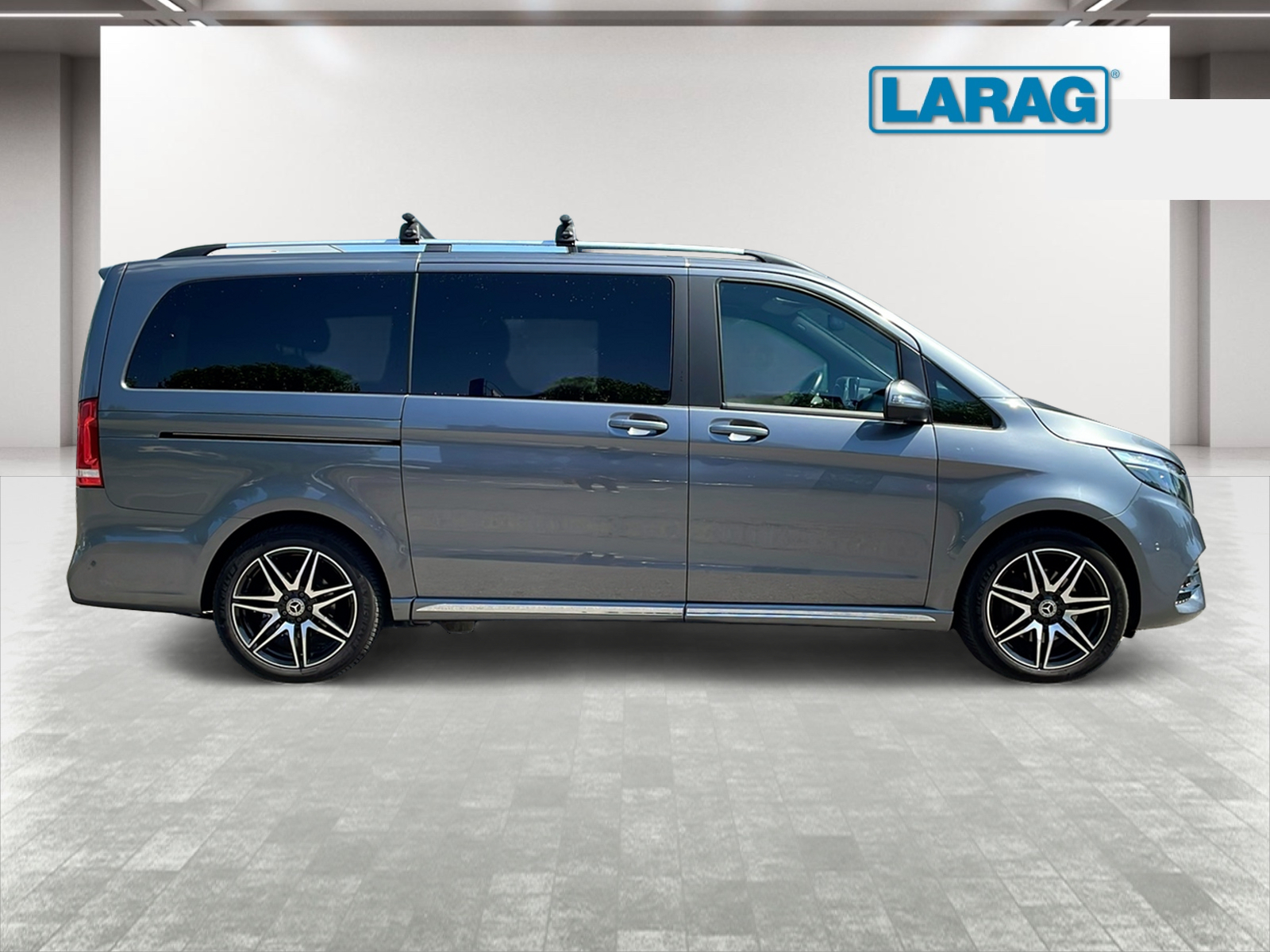 MERCEDES-BENZ V 300 d lang Avantgarde 4Matic 9G-Tronic-image-4