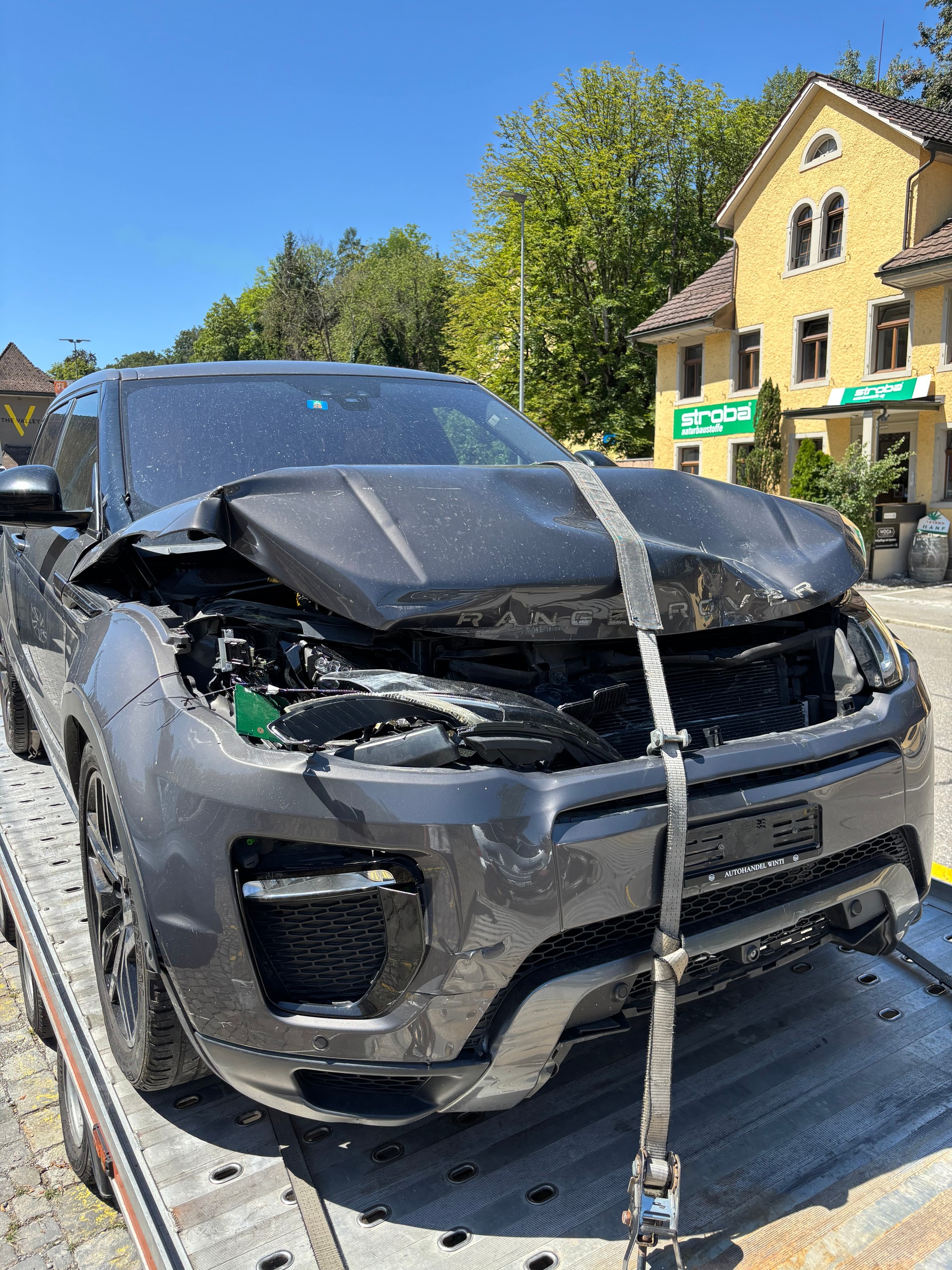 LAND ROVER Range Rover Evoque 2.0 TD4 SE AT9-image-5