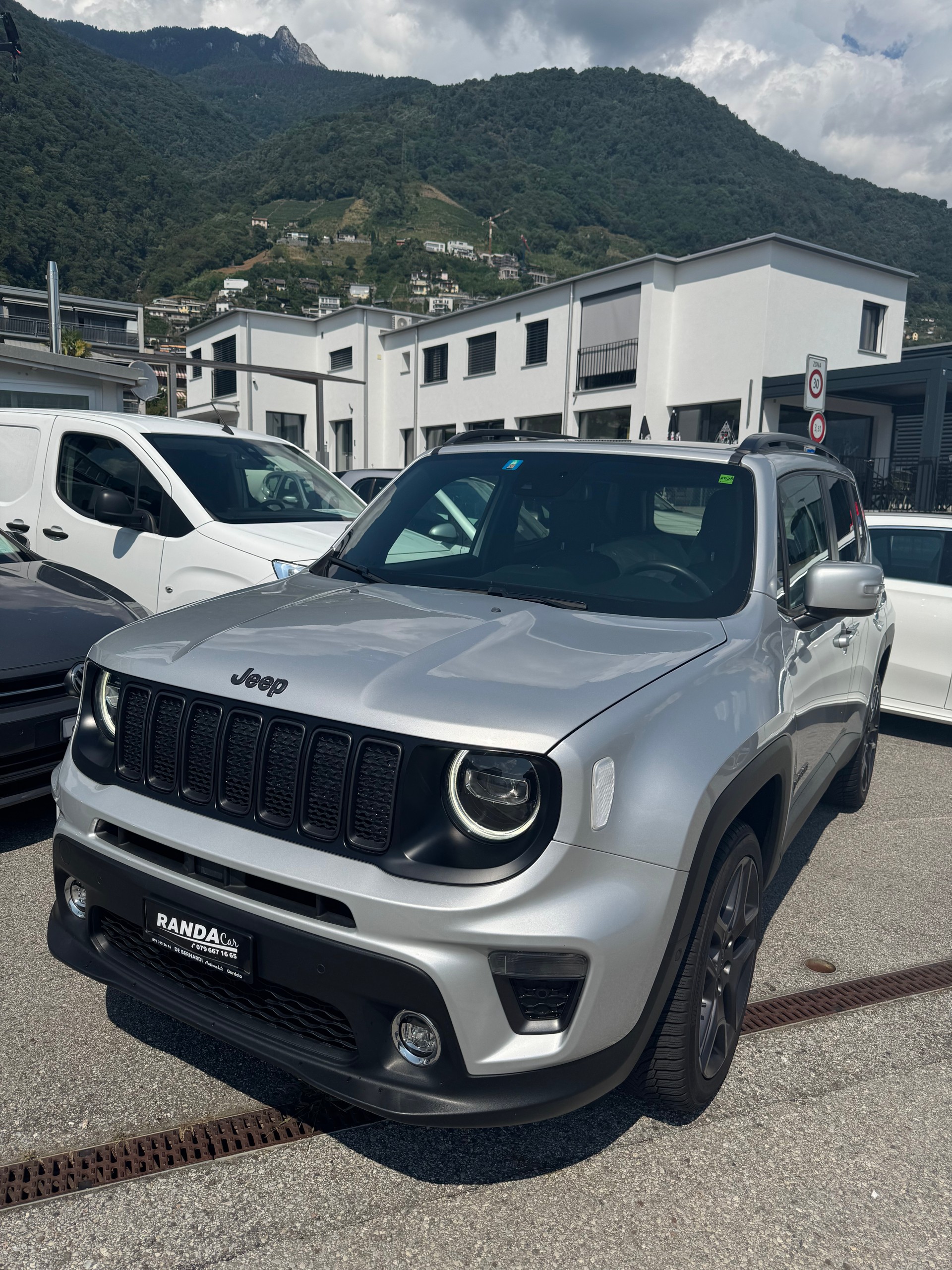 JEEP Renegade 1.3 Turbo Limited AWD-image-0