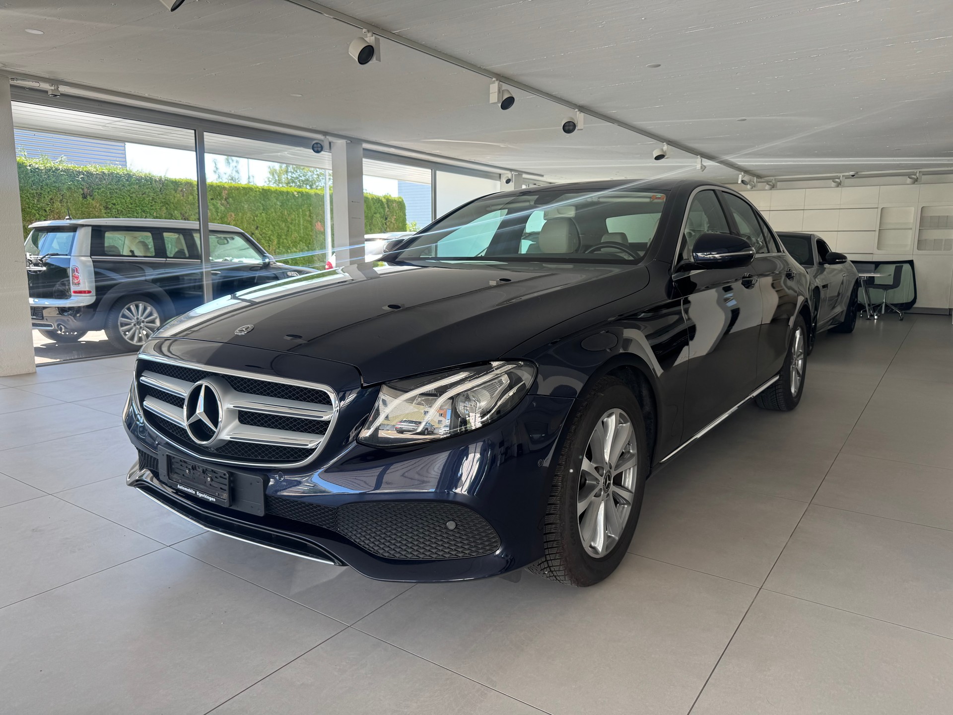 MERCEDES-BENZ E 220 d Exclusive 9G-Tronic-image-0
