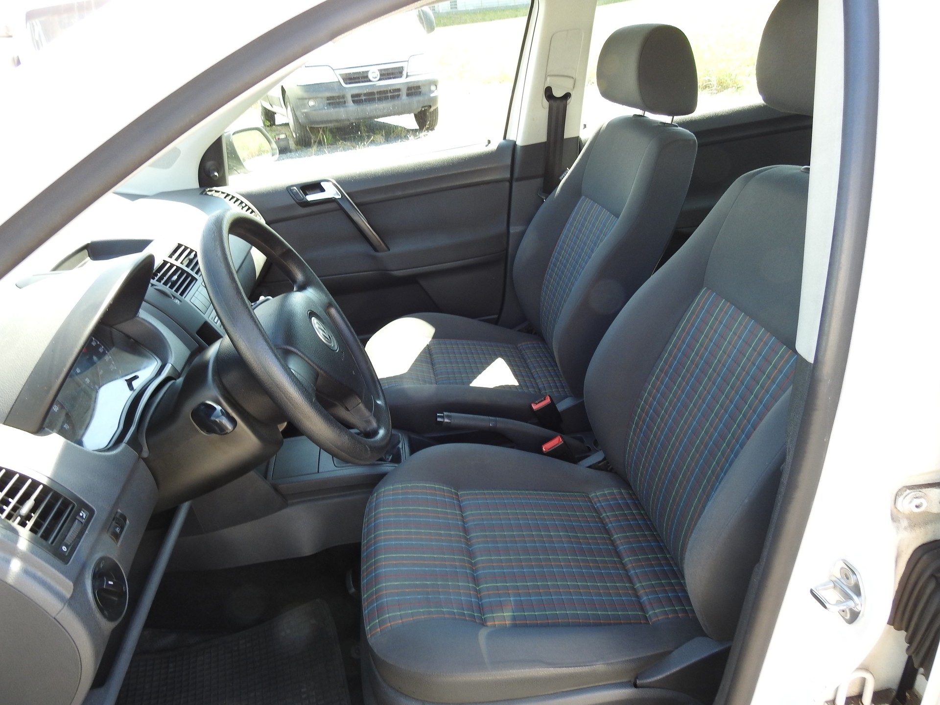 VW Polo 1.2 6V Trendline-image-12