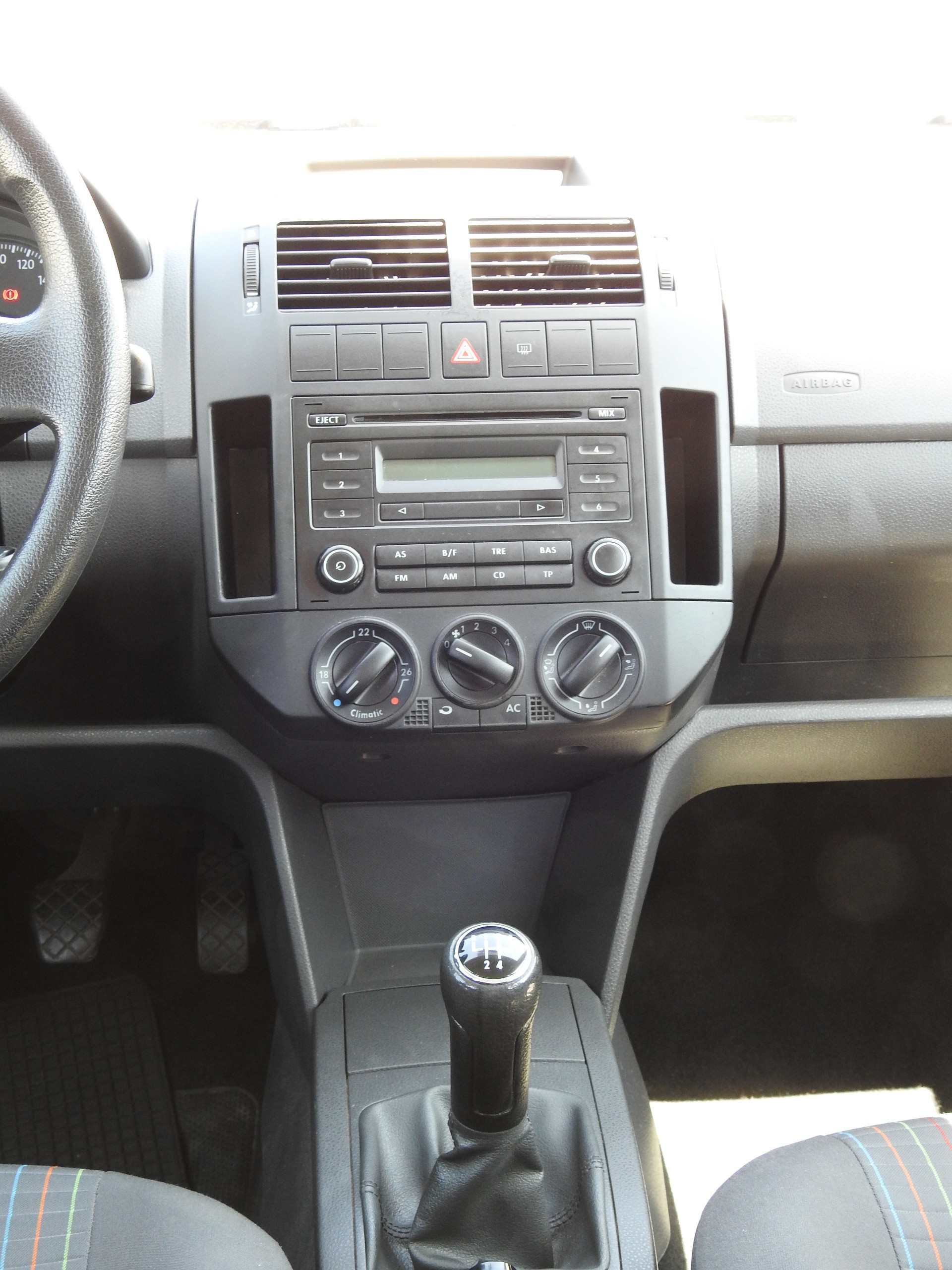 VW Polo 1.2 6V Trendline-image-16
