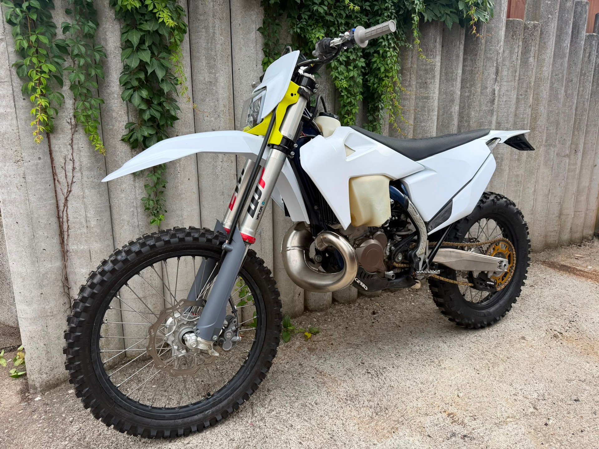 HUSQVARNA 300 i TE 2T Rockstar Edition