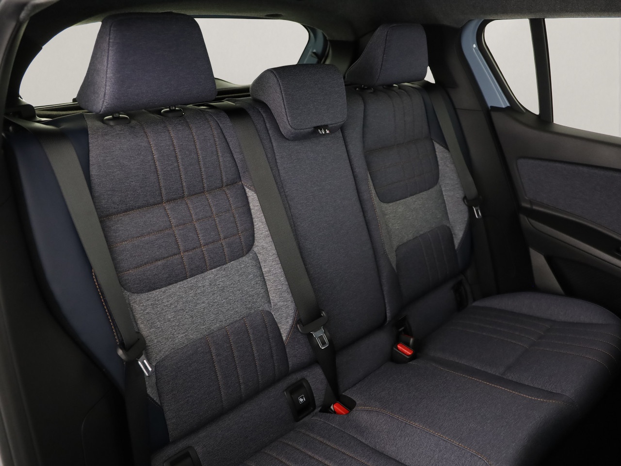 RENAULT R4 E-Tech Comfort Range techno-image-7