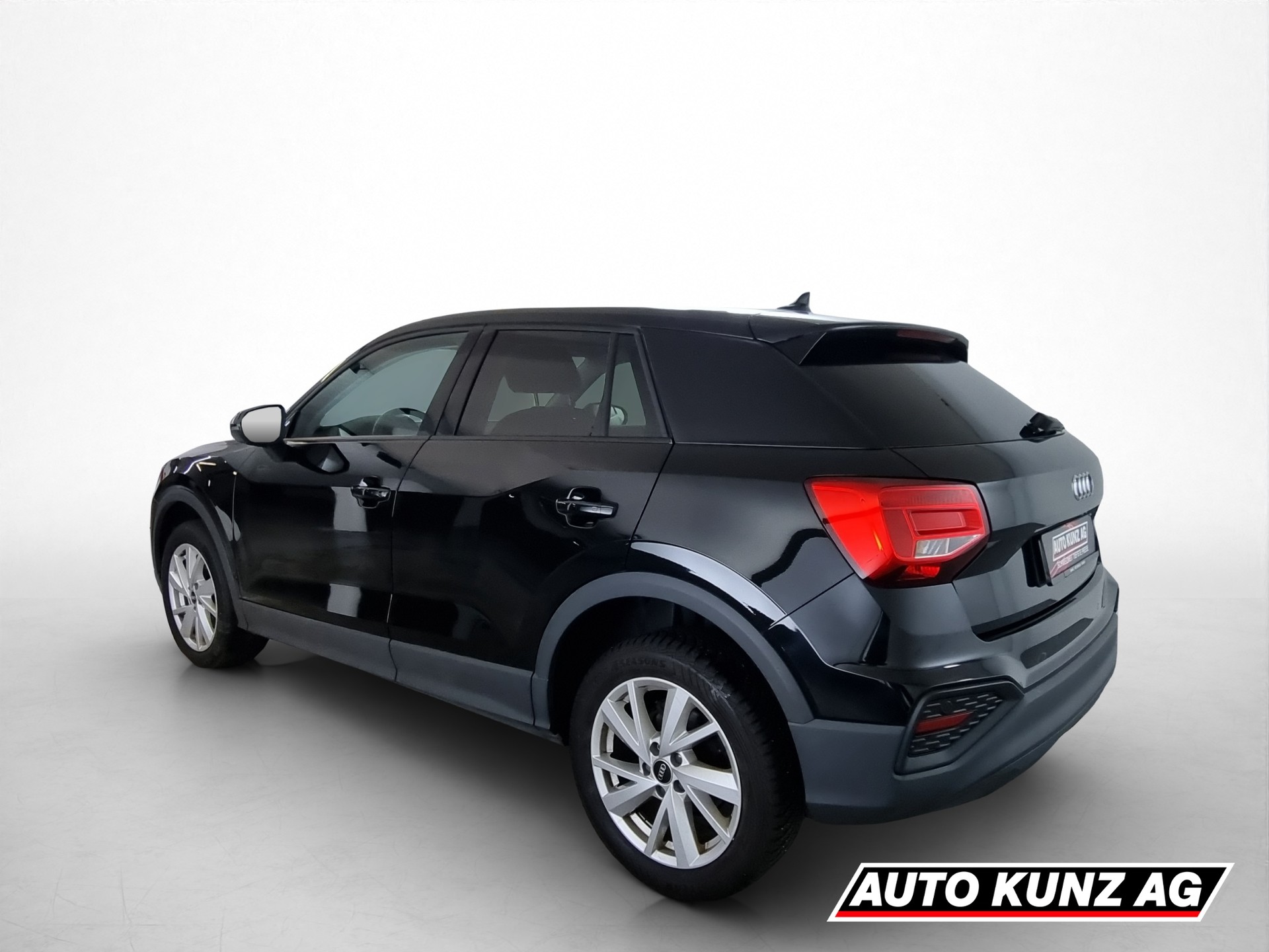 AUDI Q2 1.5 35 TFSI S-Tronic-image-3