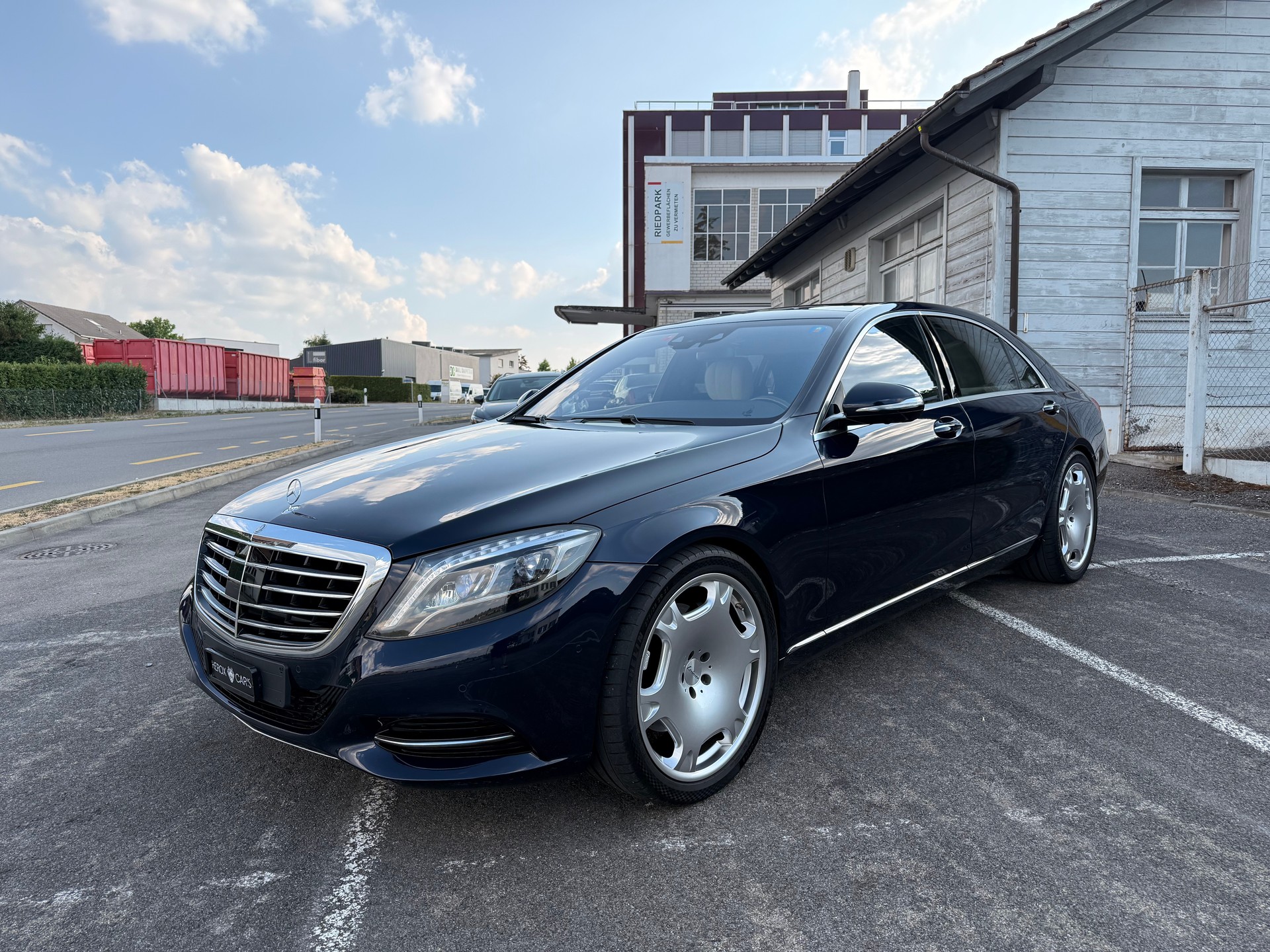MERCEDES-BENZ S 500 L 4Matic 7G Tronic / ** 1.-Hand / Chauffeur-Paket / Burmester 3D - VOLLAUSSTATTUNG **-image-27