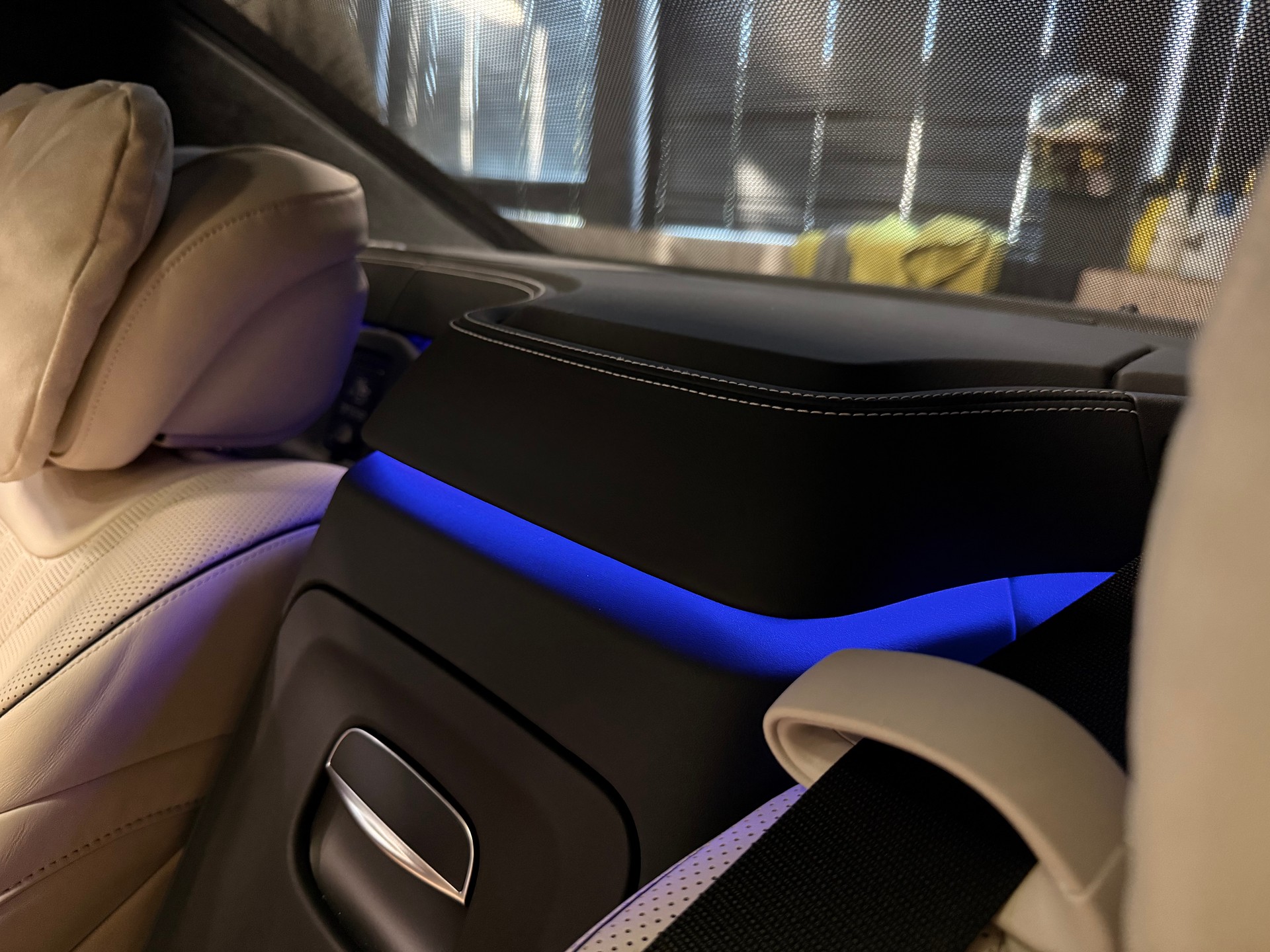MERCEDES-BENZ S 500 L 4Matic 7G Tronic / ** 1.-Hand / Chauffeur-Paket / Burmester 3D - VOLLAUSSTATTUNG **-image-24