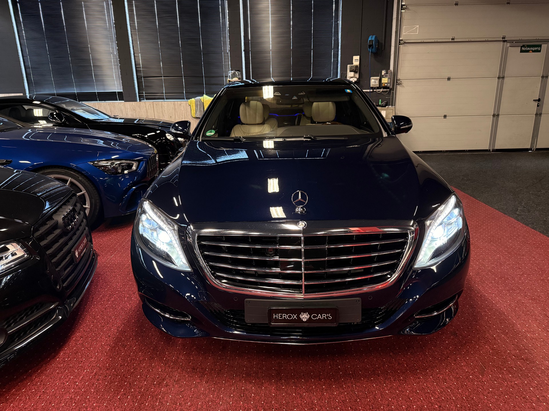 MERCEDES-BENZ S 500 L 4Matic 7G Tronic / ** 1.-Hand / Chauffeur-Paket / Burmester 3D - VOLLAUSSTATTUNG **-image-8