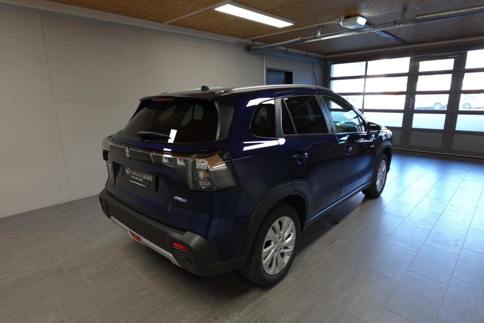 SUZUKI S-Cross 1.4 T Piz Sulai Hybrid 4x4-image-8