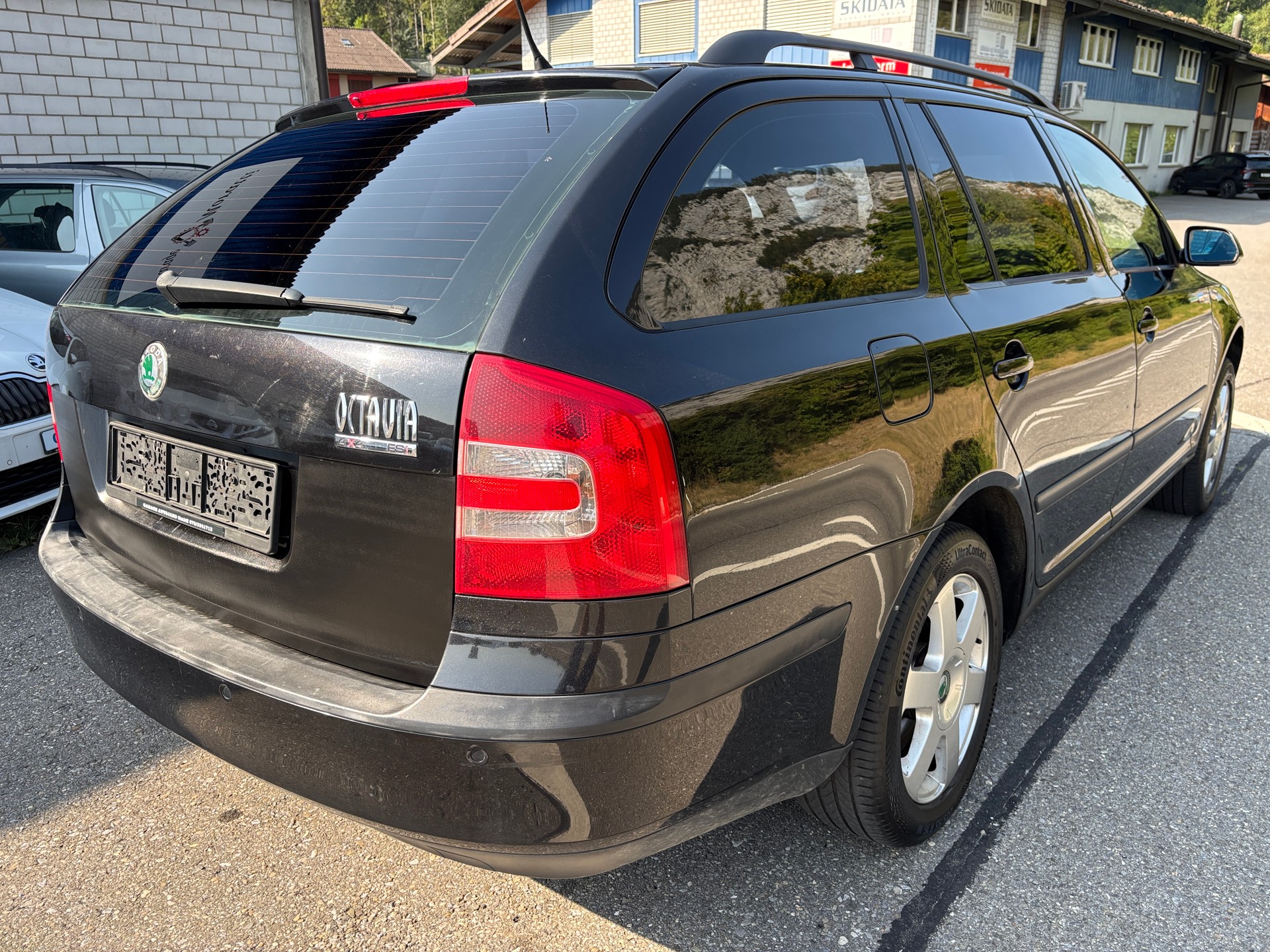 SKODA Octavia 2.0 FSI Adventure 4x4-image-5