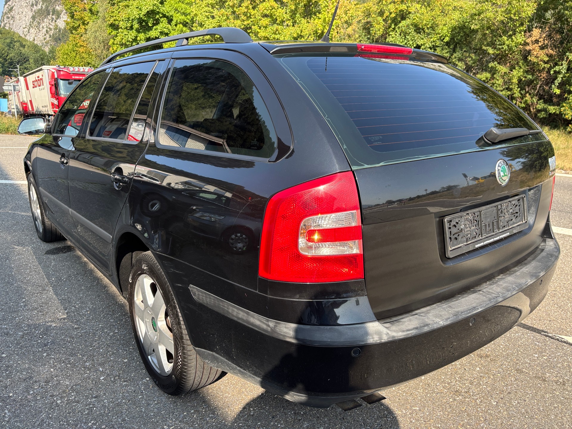SKODA Octavia 2.0 FSI Adventure 4x4-image-6