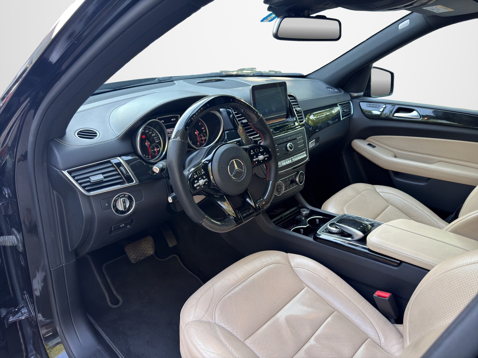MERCEDES-BENZ GLS 350 d 4Matic 9G-TRONIC-image-8