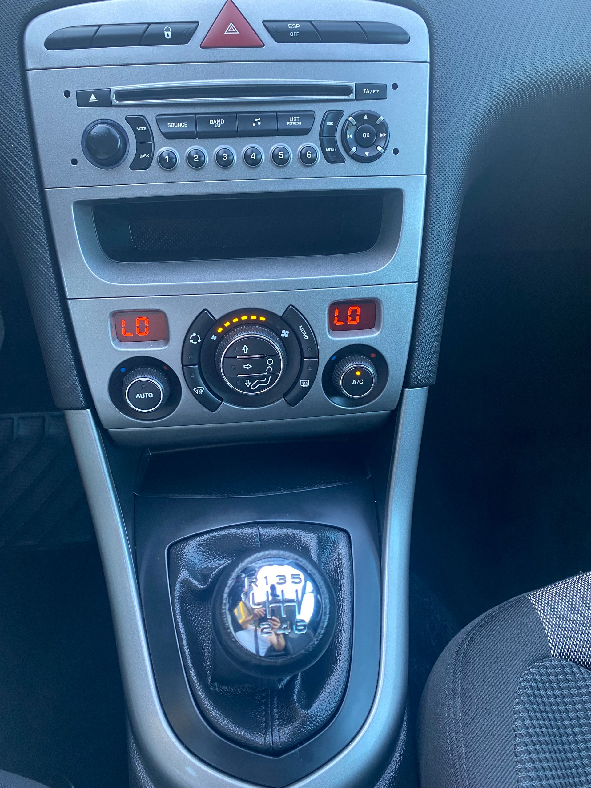 PEUGEOT 308 SW 1.6 16V Turbo (FRISCH MFK)-image-6