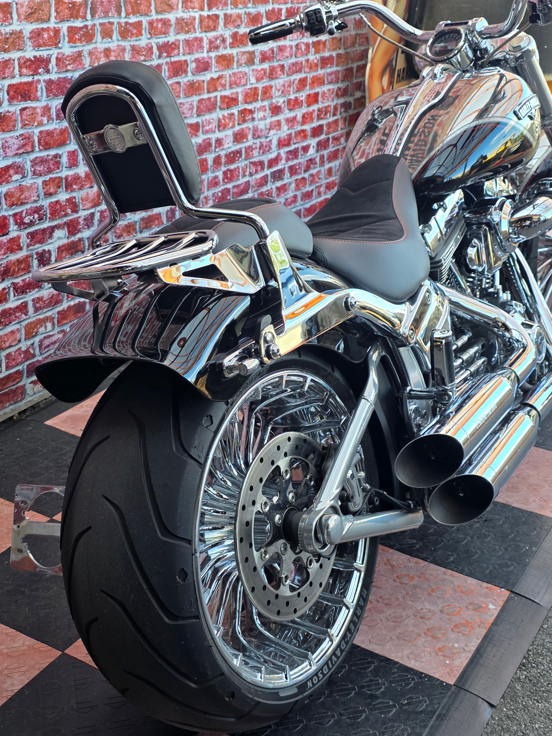 HARLEY-DAVIDSON FXSBSE-image-11