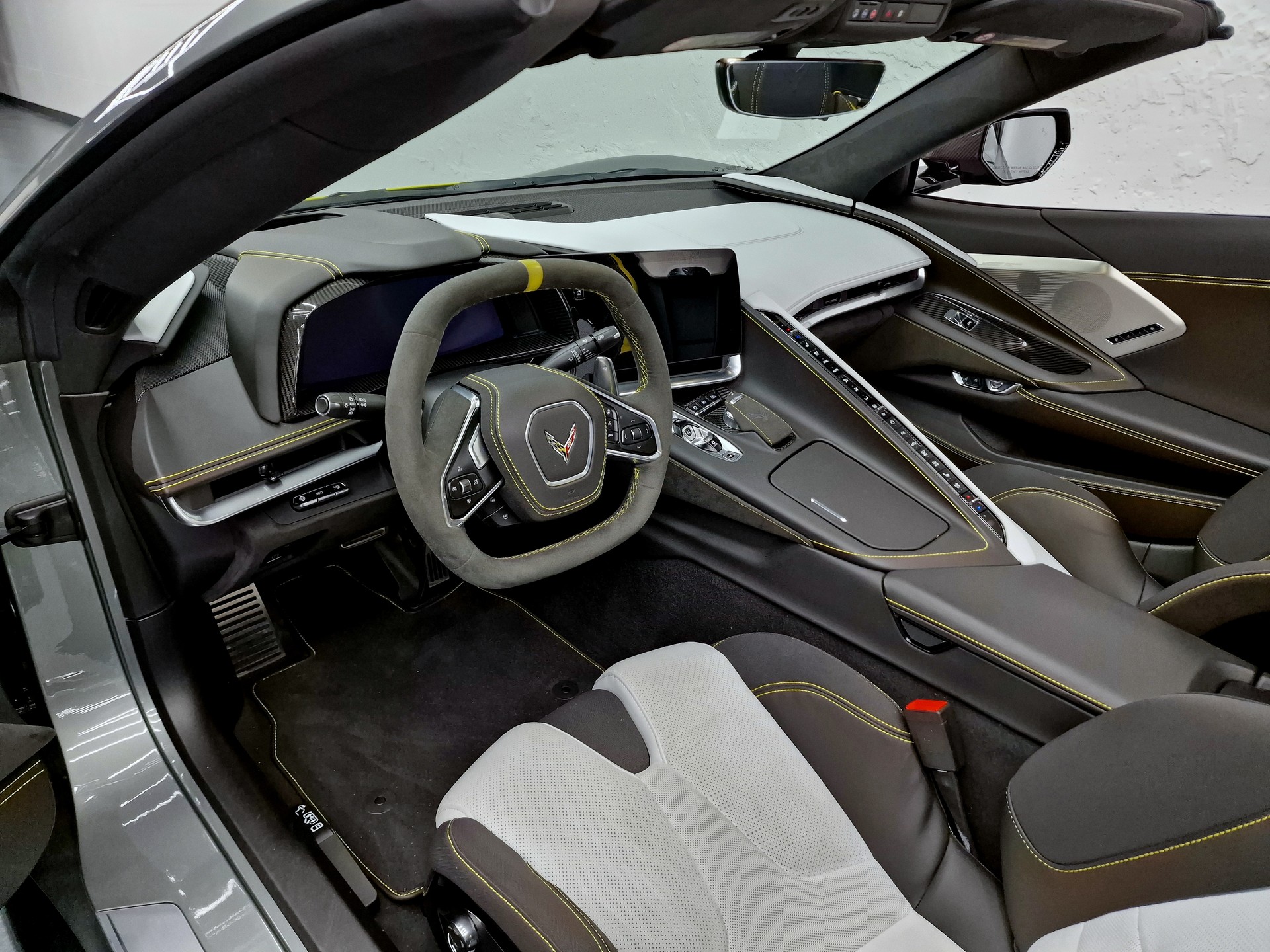 CHEVROLET Corvette C8 Convertible C8.R Edition-image-9