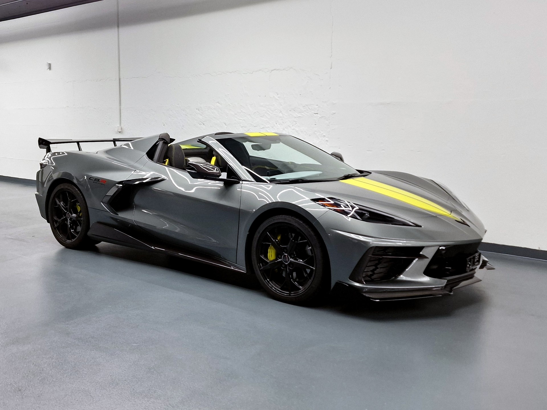 CHEVROLET Corvette C8 Convertible C8.R Edition-showroom-element-1