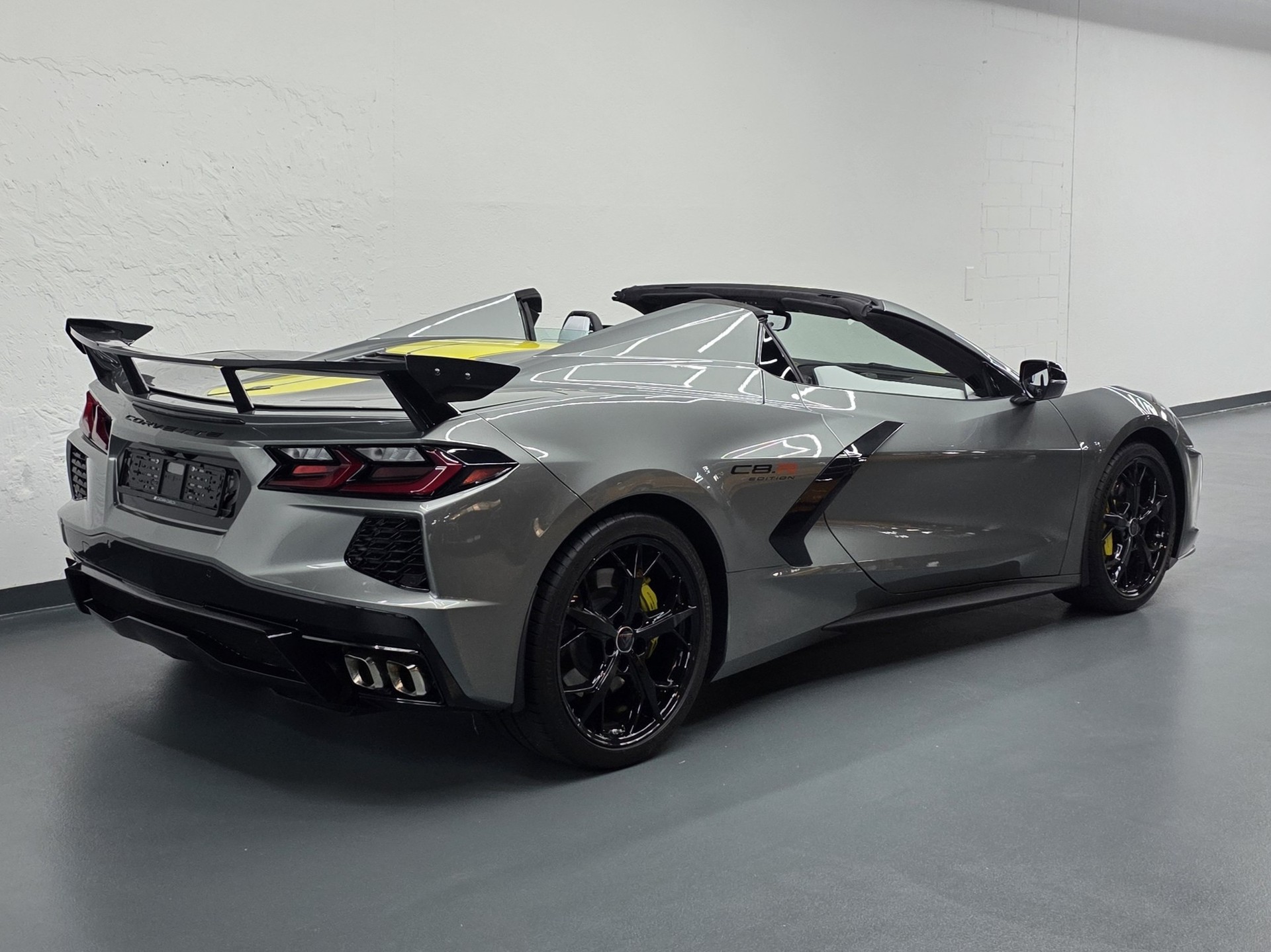 CHEVROLET Corvette C8 Convertible C8.R Edition-showroom-element-2