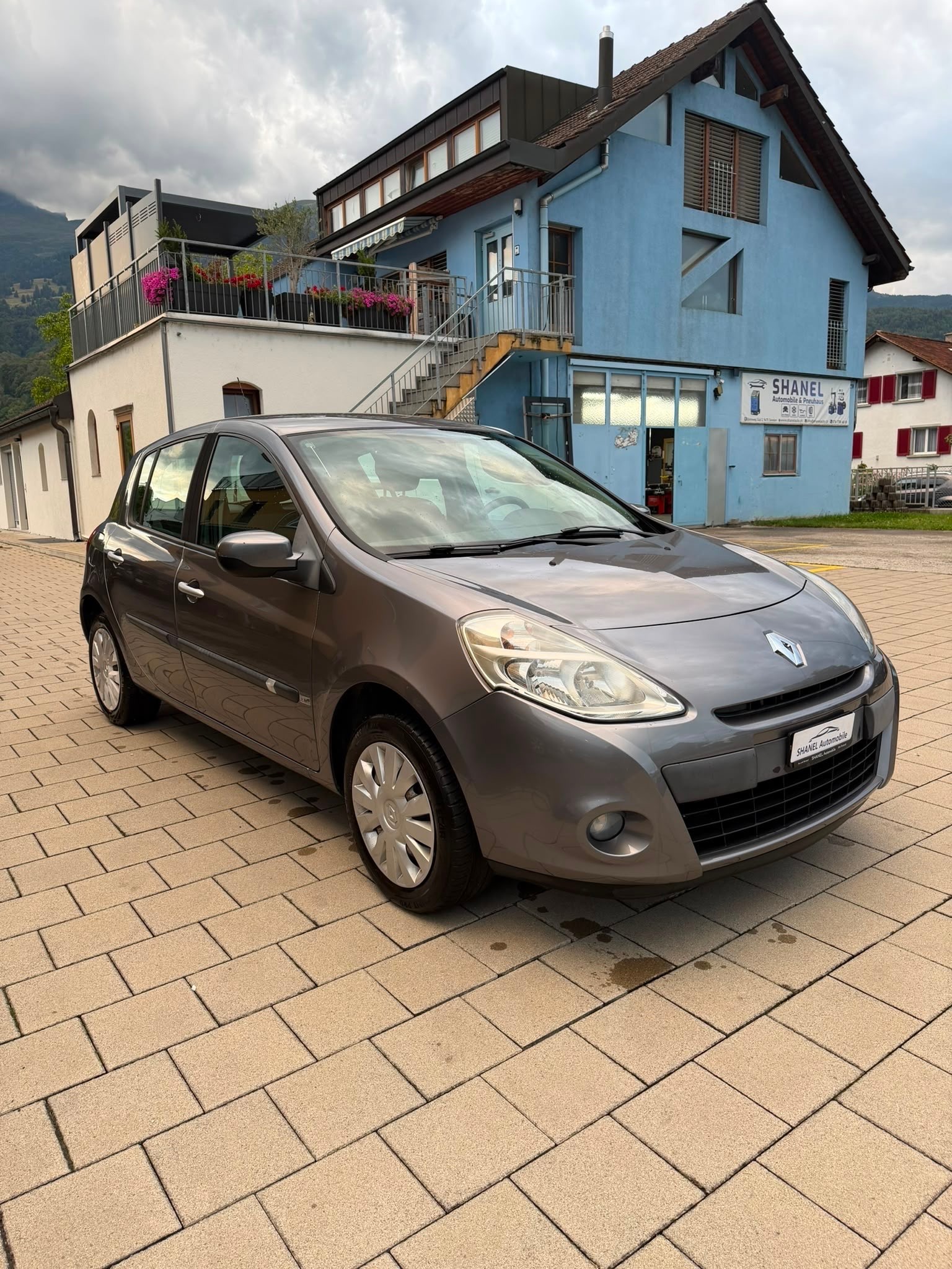 RENAULT Clio 1.2 16V Turbo S-image-3