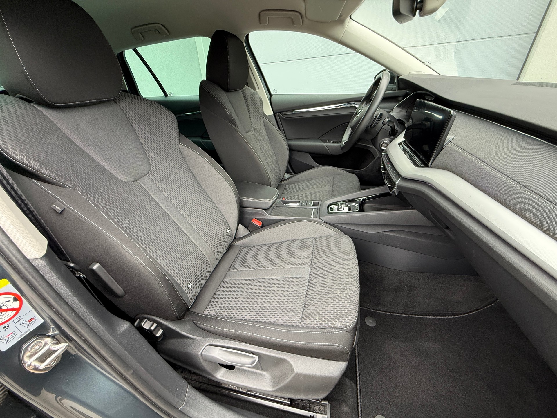SKODA Octavia Combi 2.0 TSI Style DSG 4x4 mit Anhängerkupplung-image-15