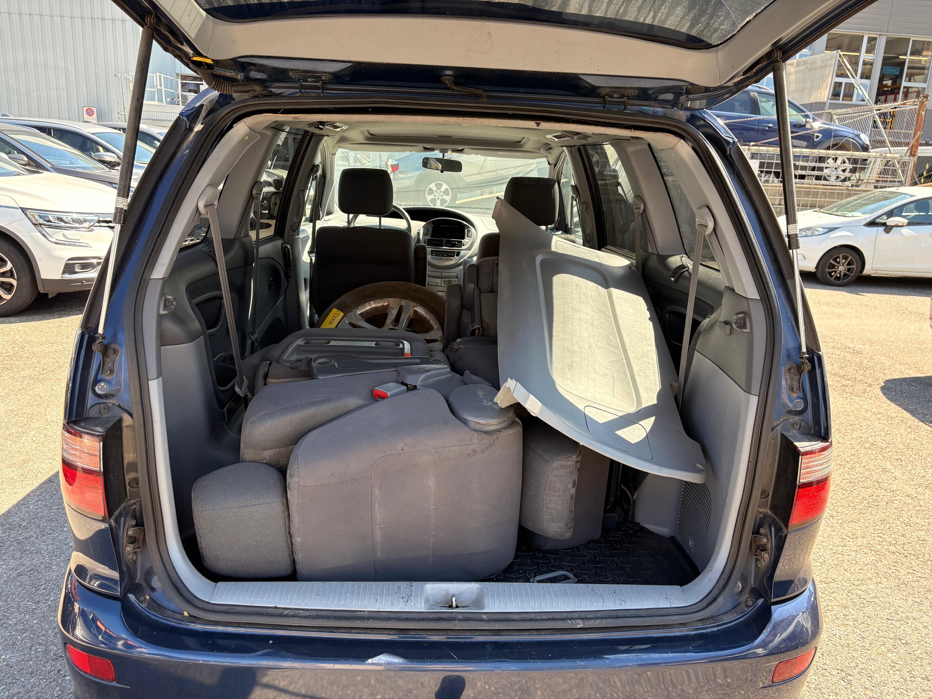 TOYOTA Previa 2.4 Linea Sol-image-9