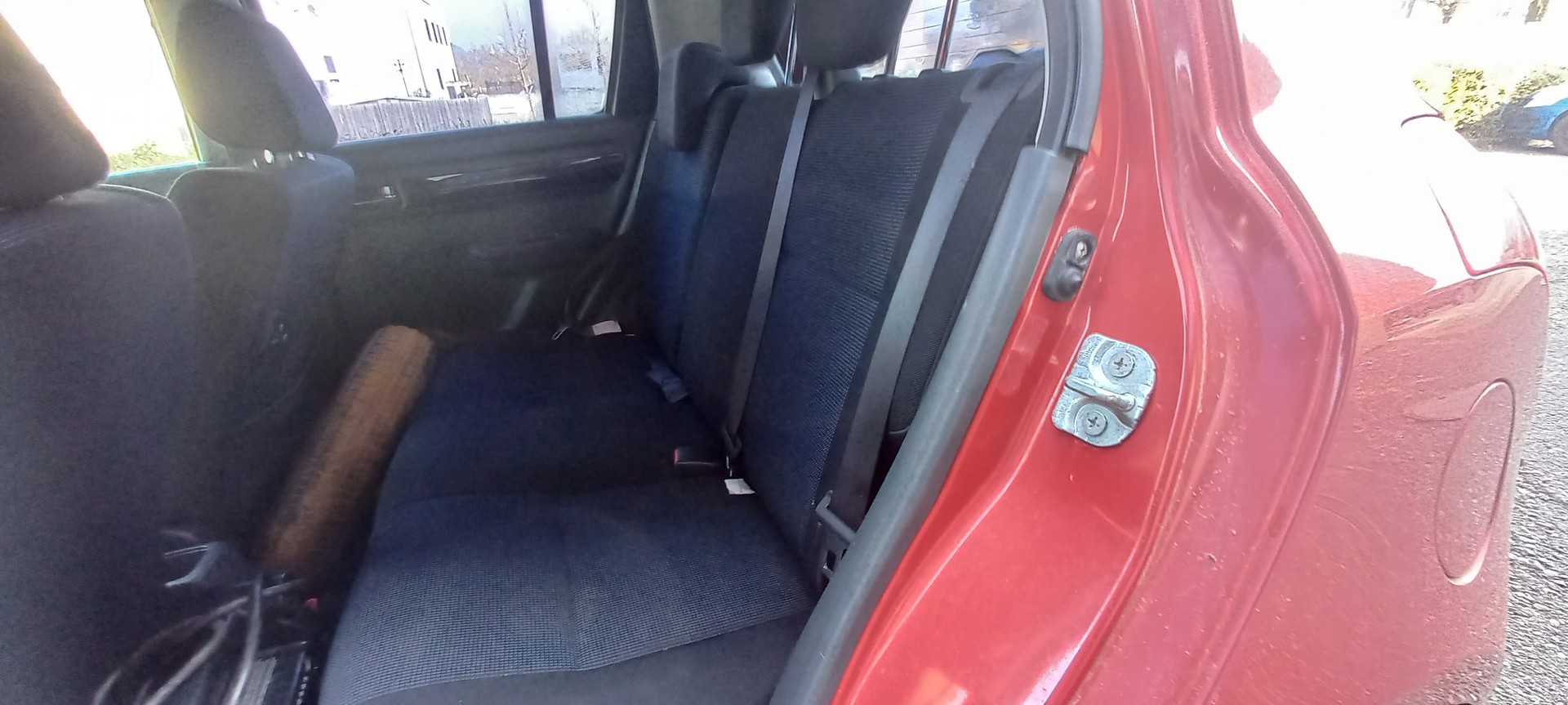 SUZUKI Swift 1.3i 16V GL-image-8