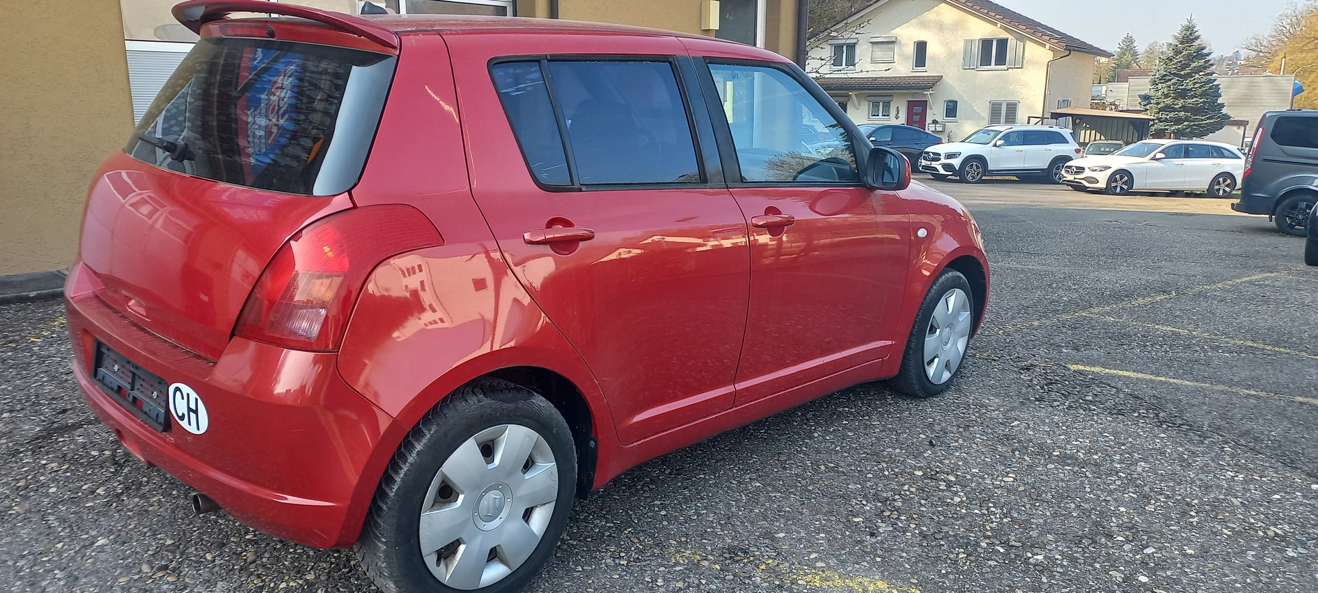 SUZUKI Swift 1.3i 16V GL-image-3