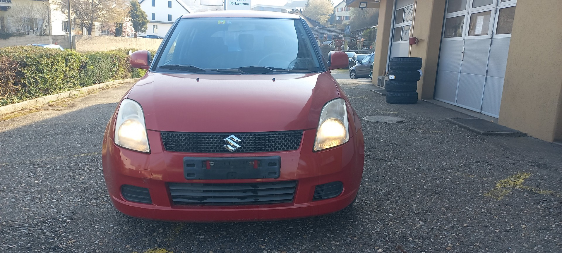 SUZUKI Swift 1.3i 16V GL-image-0