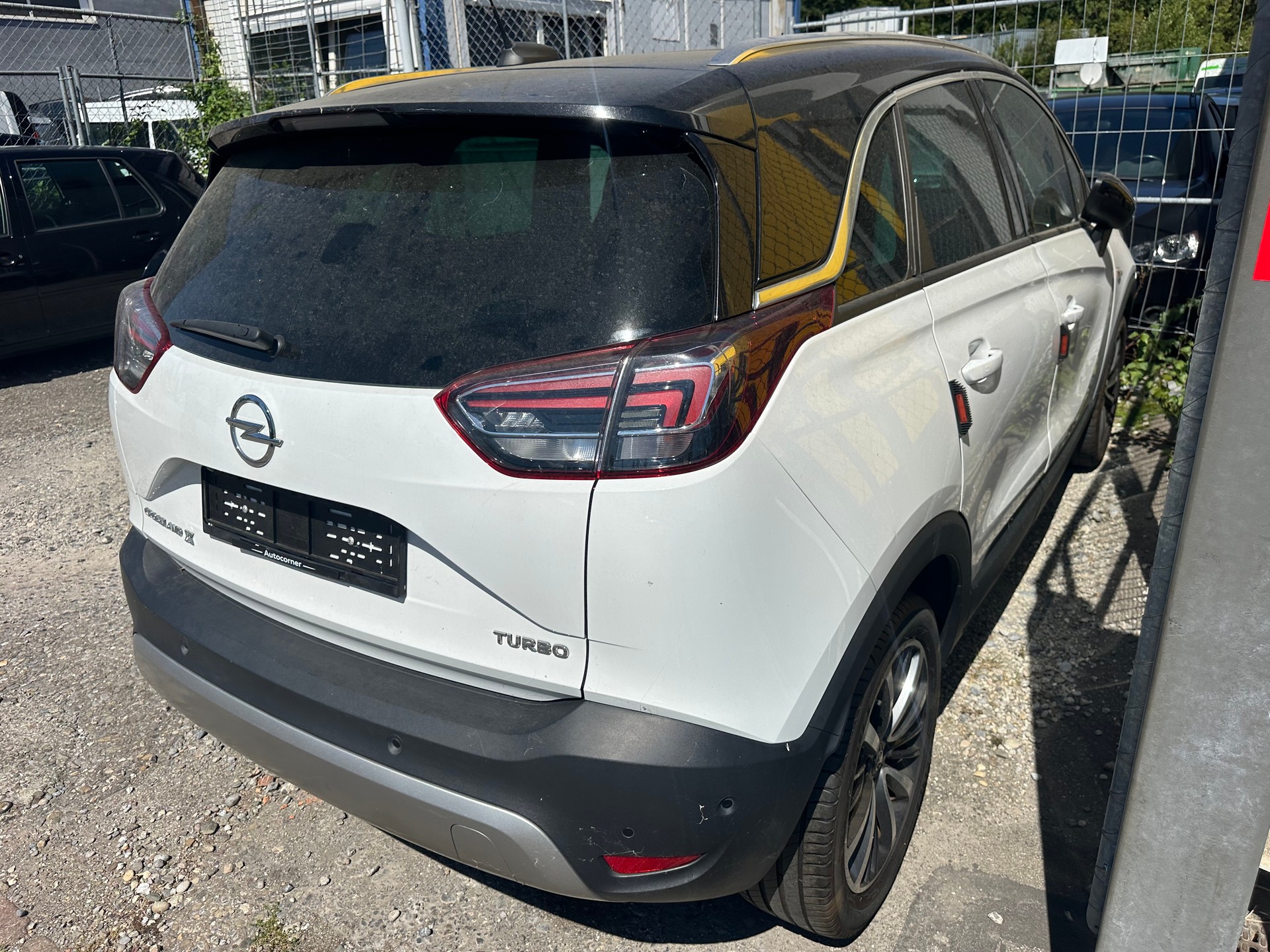 OPEL Crossland X 1.2i TP Excellence Automatik-image-2