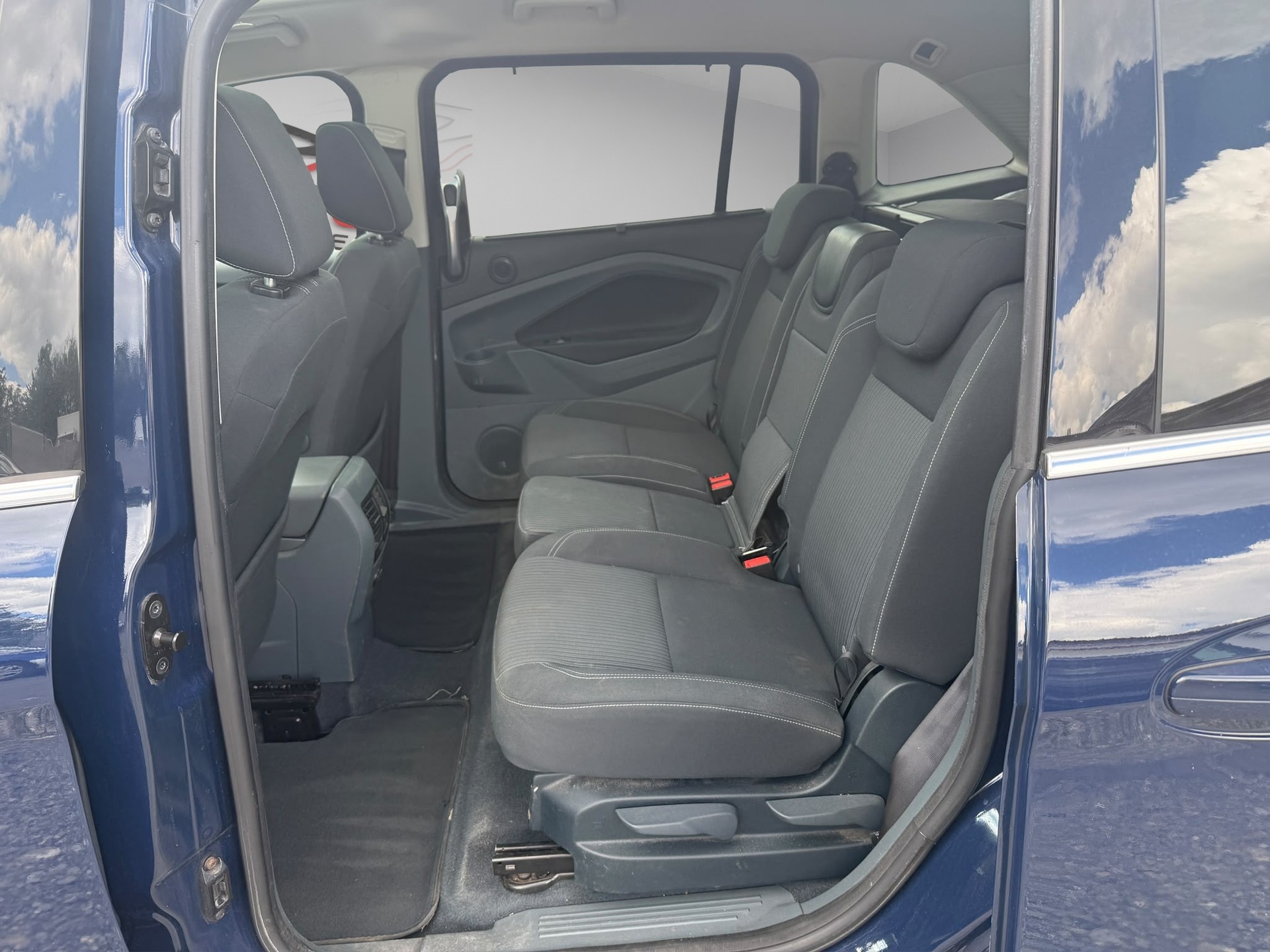 FORD Grand C-Max 1.0 SCTi Titanium-image-13