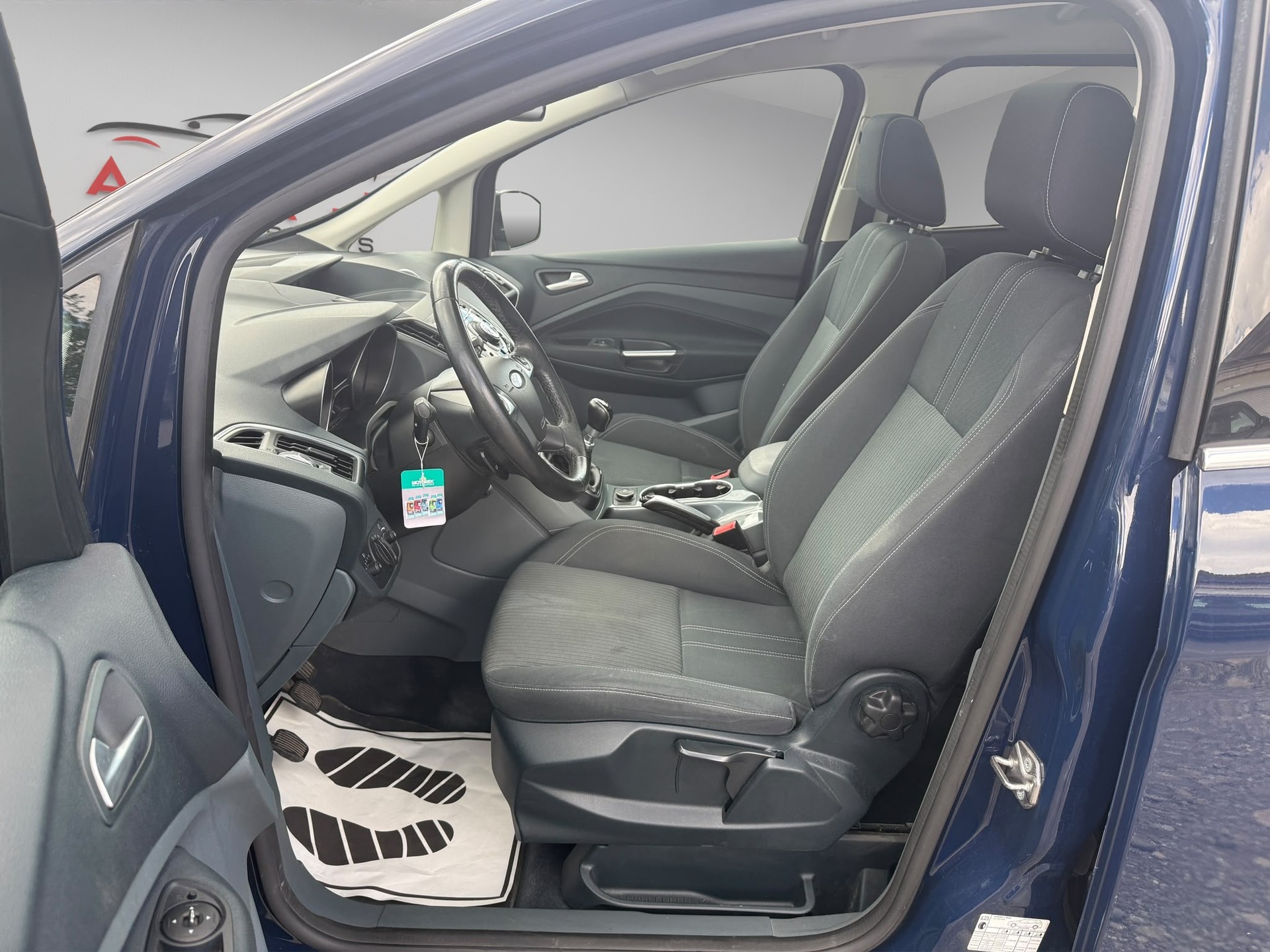FORD Grand C-Max 1.0 SCTi Titanium-image-11