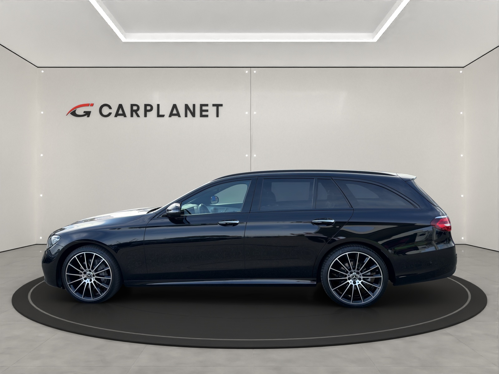 MERCEDES-BENZ E-Klasse S213 Kombi E 220 d AMG Line 4matic-image-2