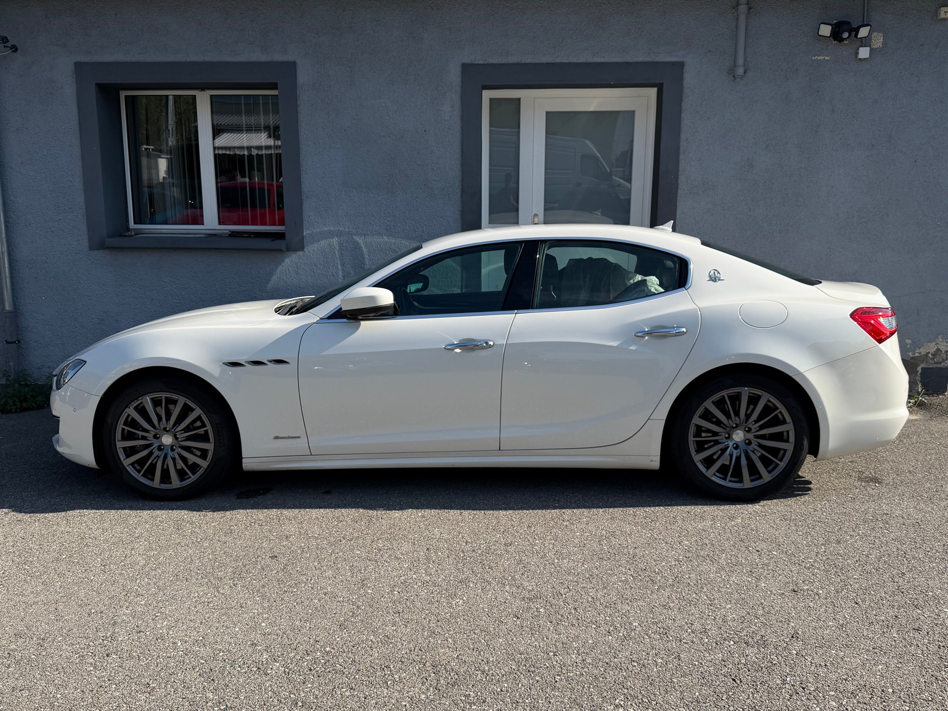 MASERATI Ghibli 3.0 V6 Automatica-image-2