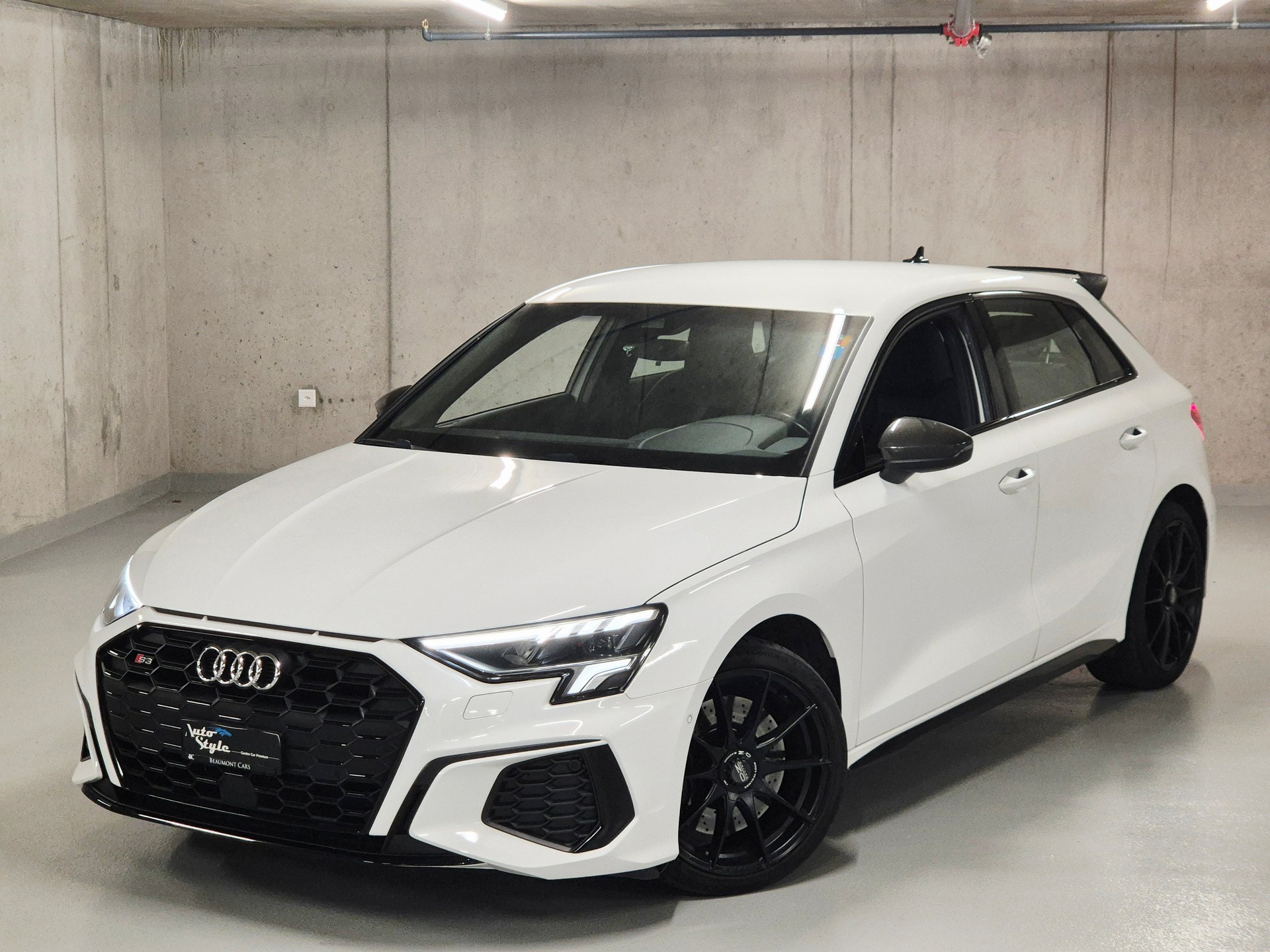 AUDI S3 Sportback 2.0 TFSI quattro S-tronic-image-2