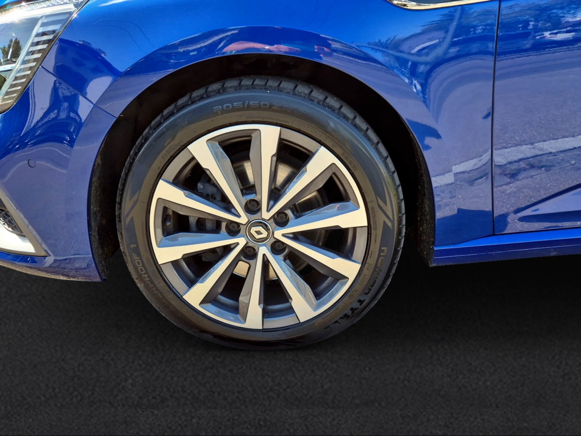 RENAULT Mégane-image-7