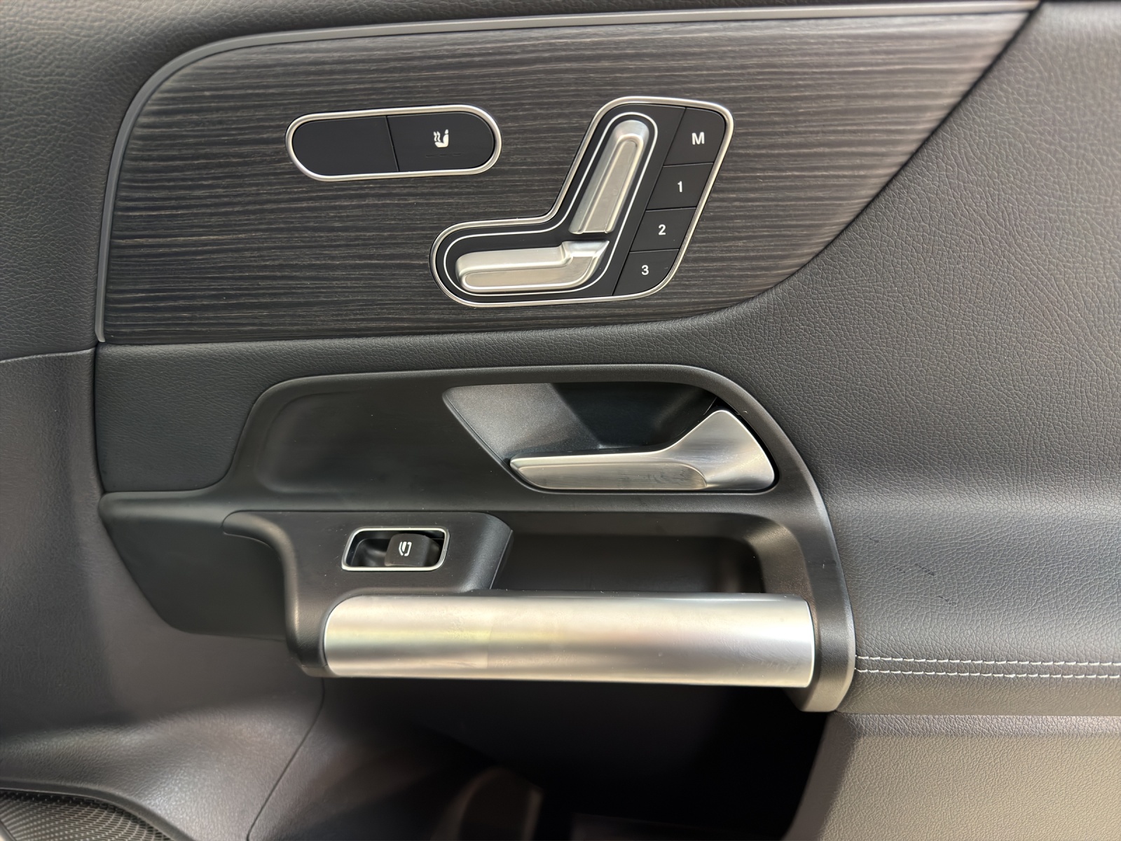 Image MERCEDES-BENZ GLA-220 GLA 220 4Matic 8G-DCT