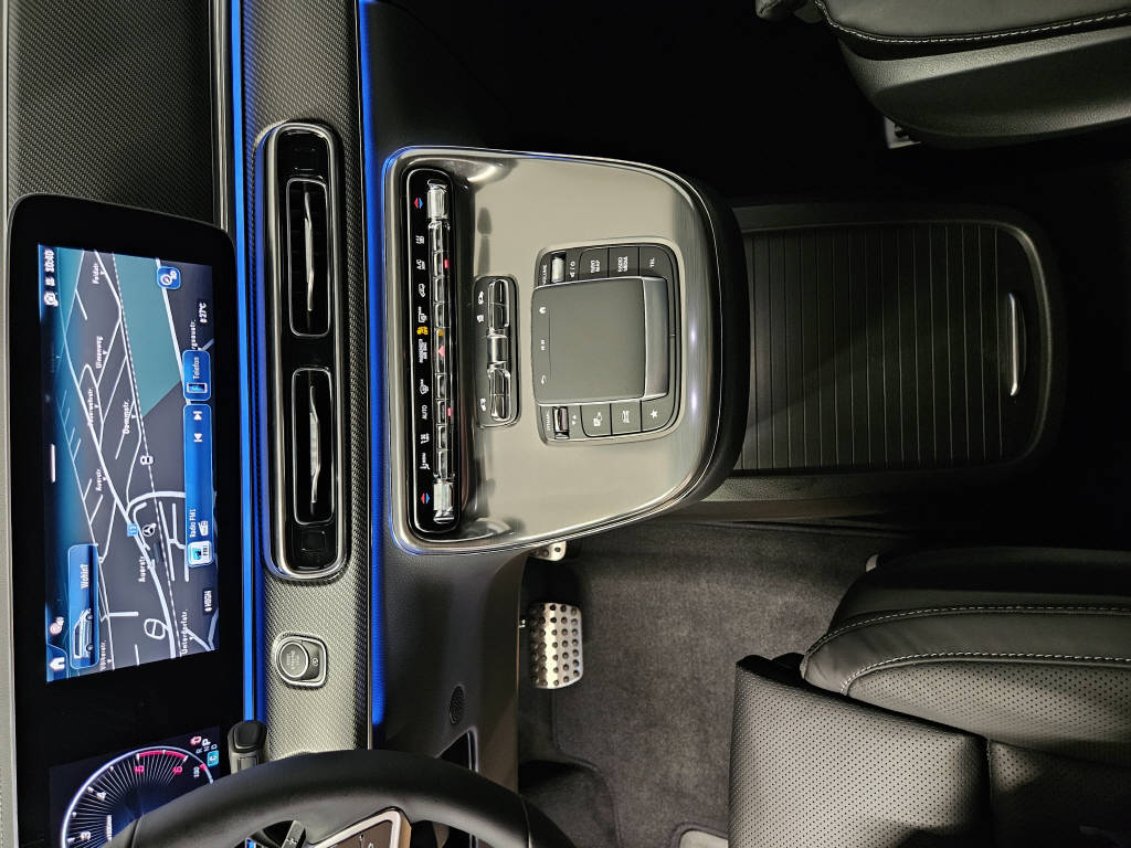 MERCEDES-BENZ V 300 d 4Matic lang Swiss Edition-image-10